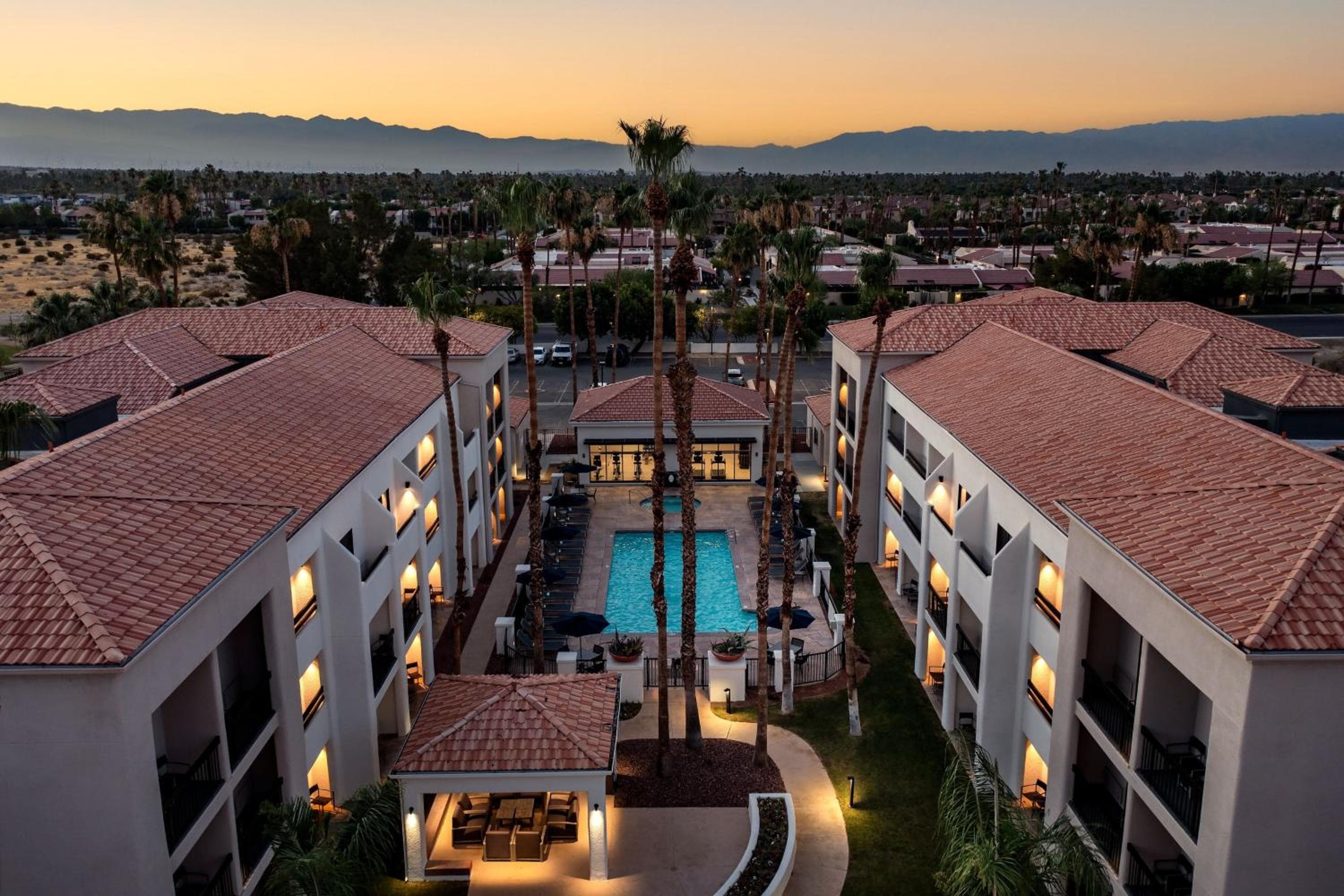 Courtyard by Marriott Palm Springs