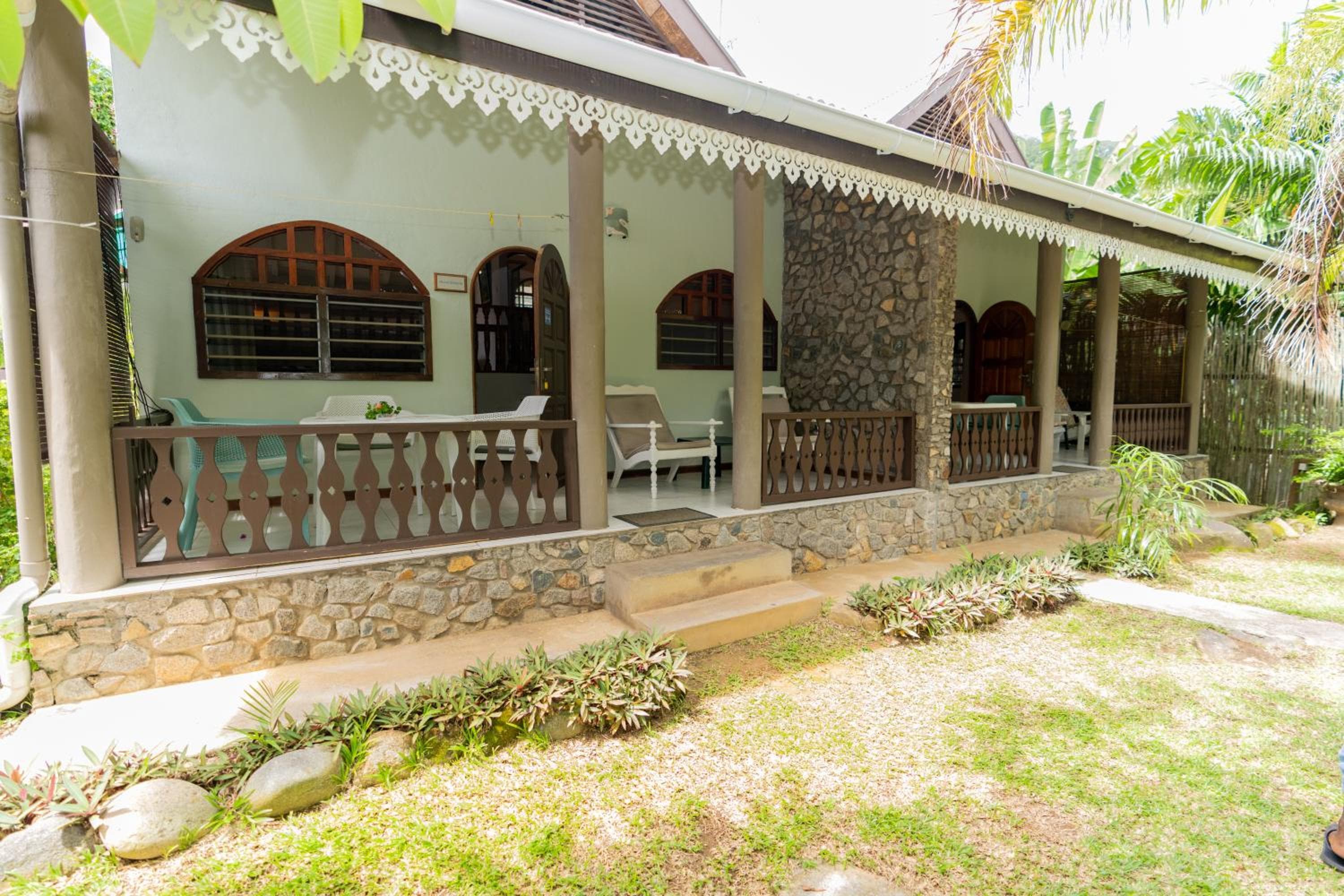 Romance Bungalows