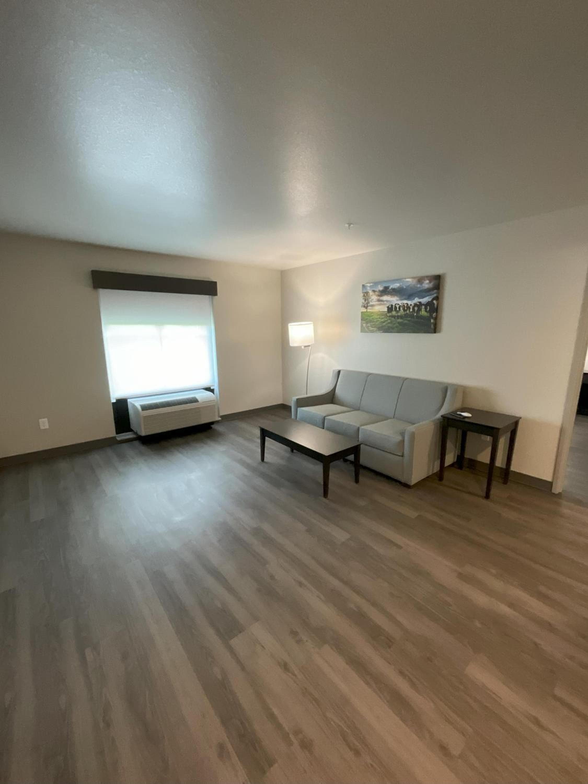 Riverstone Suites by Cobblestone Hotels - Chippewa Falls