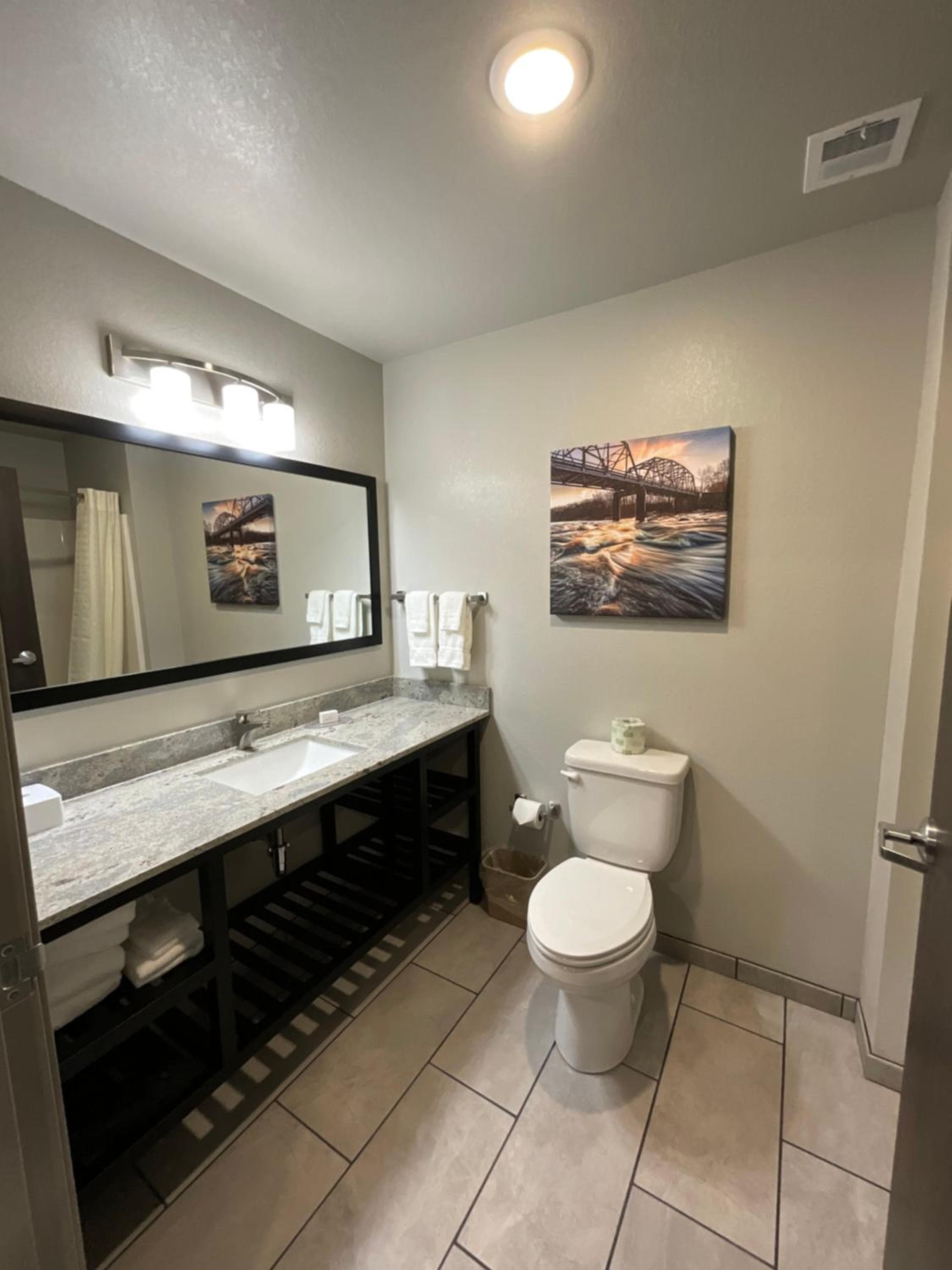 Riverstone Suites by Cobblestone Hotels - Chippewa Falls