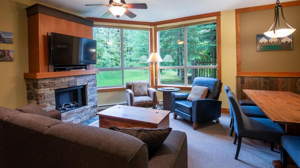 Timberline Lodges by Fernie Lodging Co