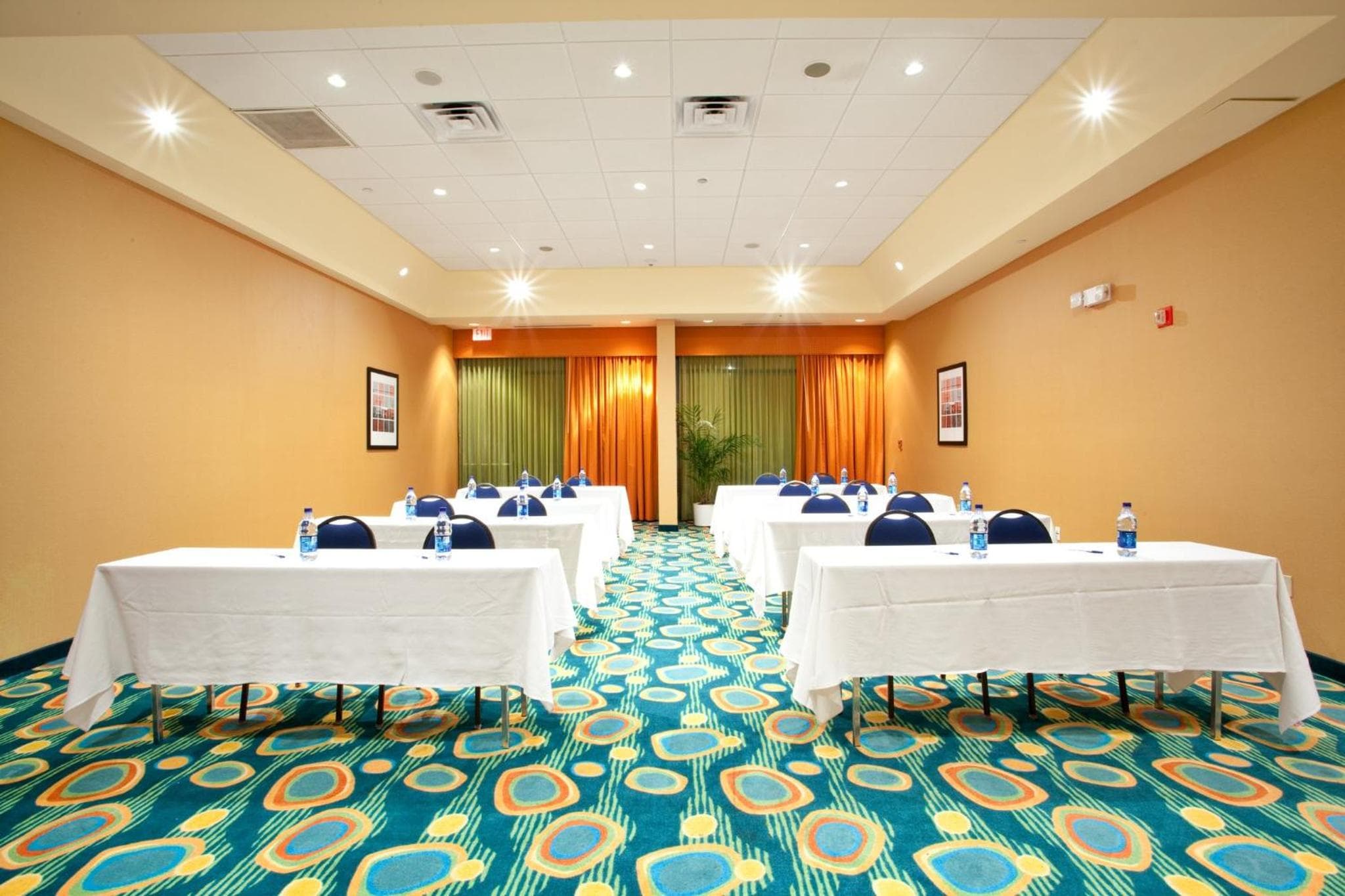 Holiday Inn Express & Suites VA Beach Oceanfront by IHG