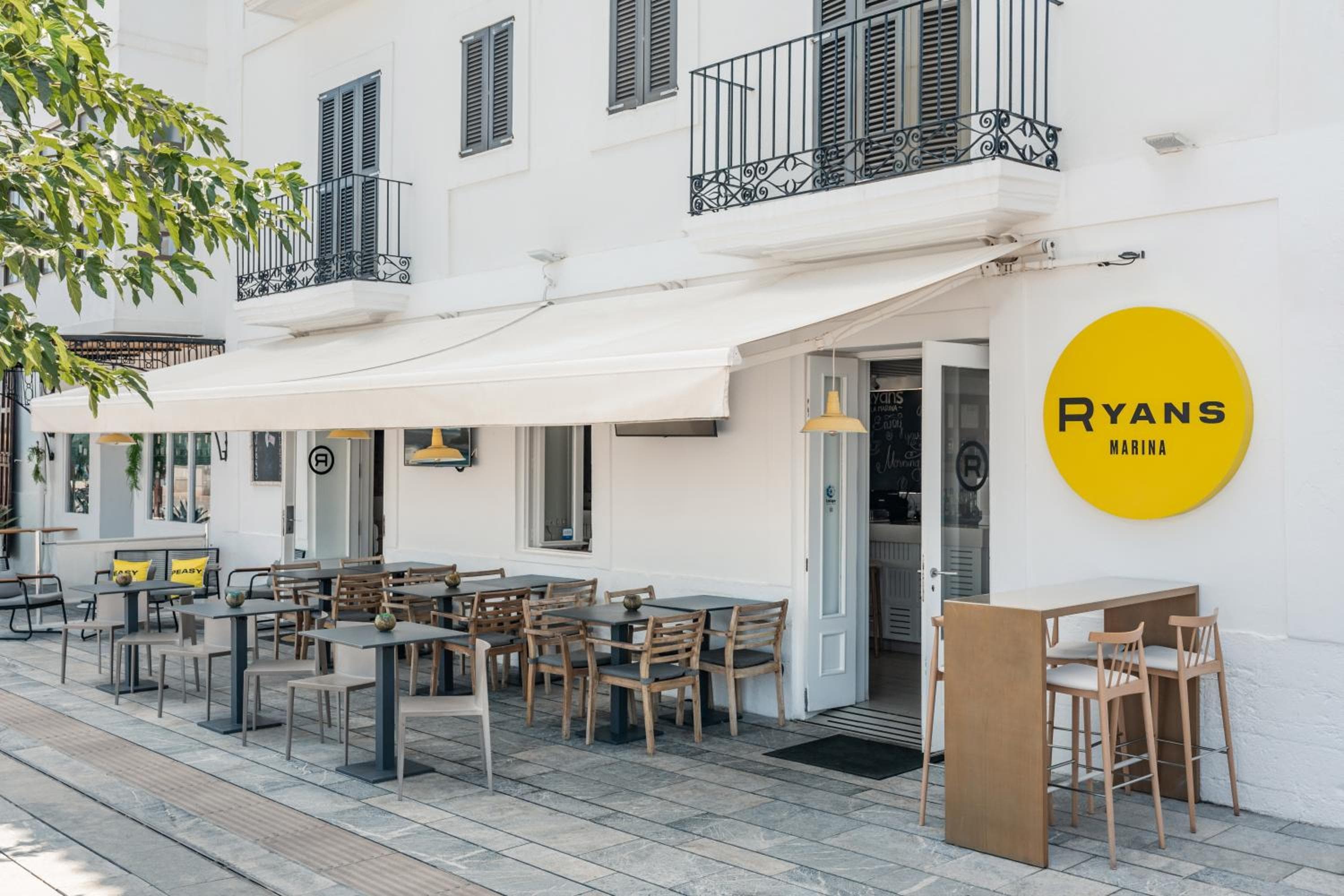 Ryans La Marina