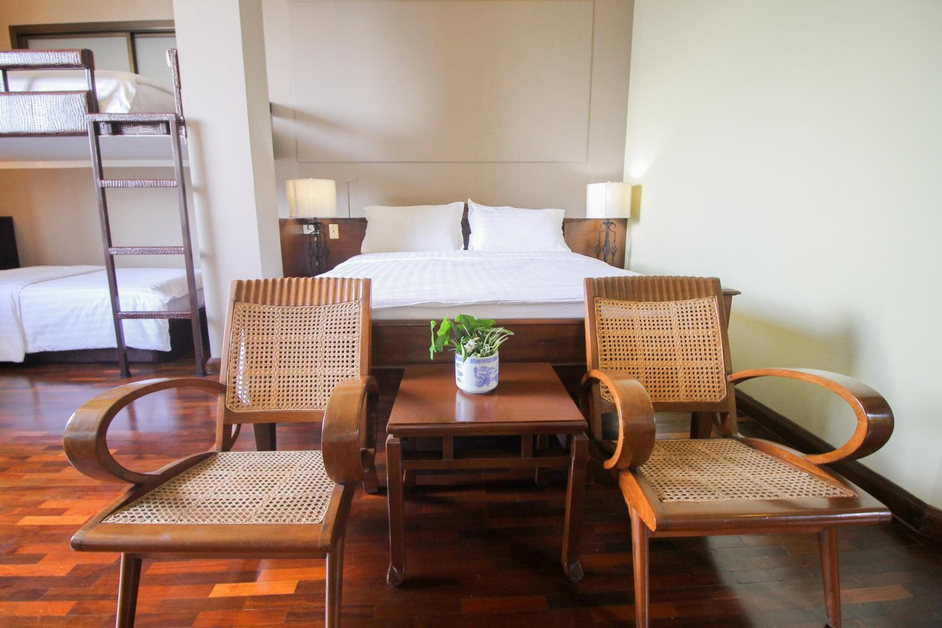 Sourire at Rattanakosin Island Hotel