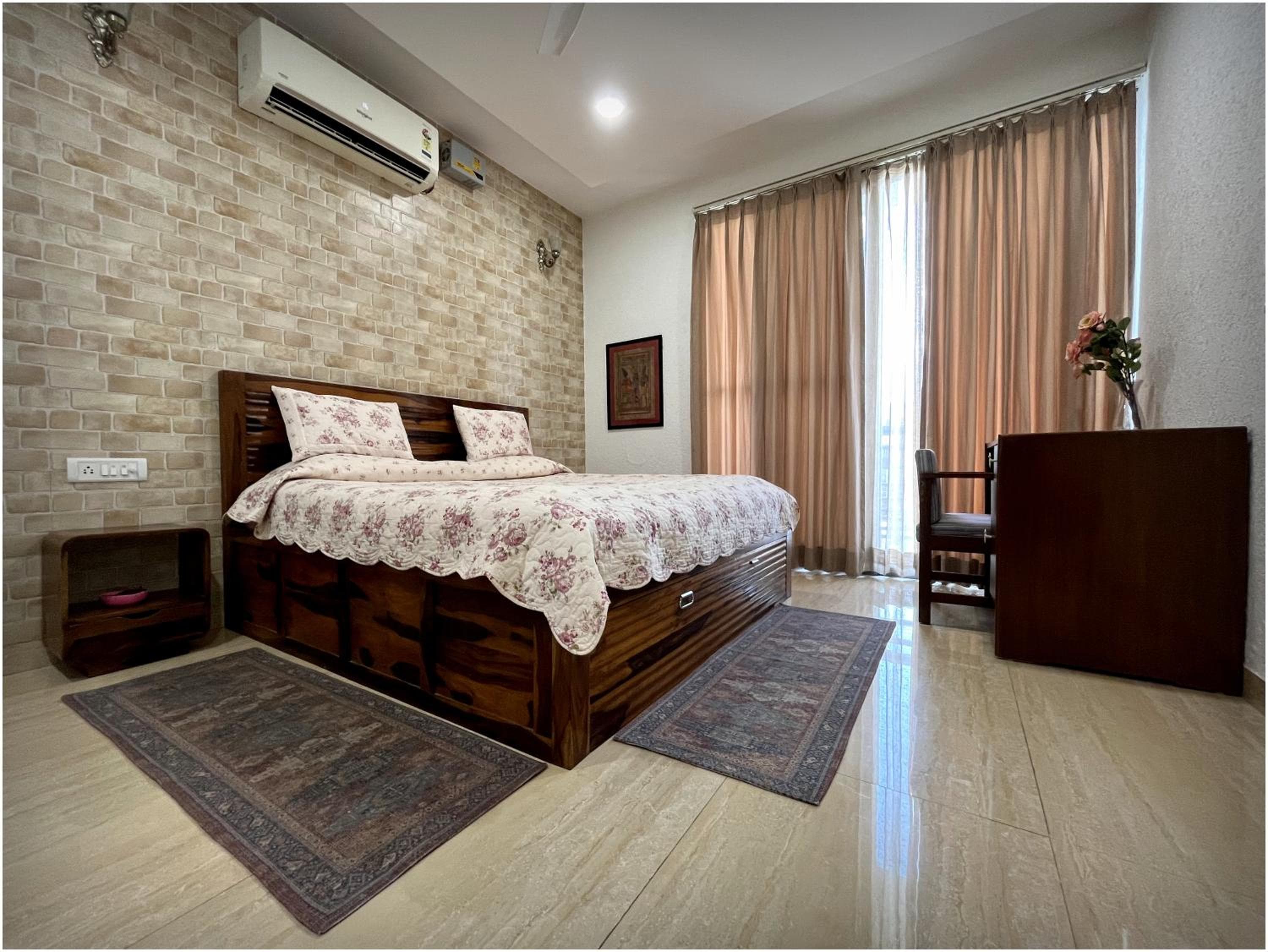 Luxurious 4BR Apartment In Tricity Panchkula By Especial Rentals