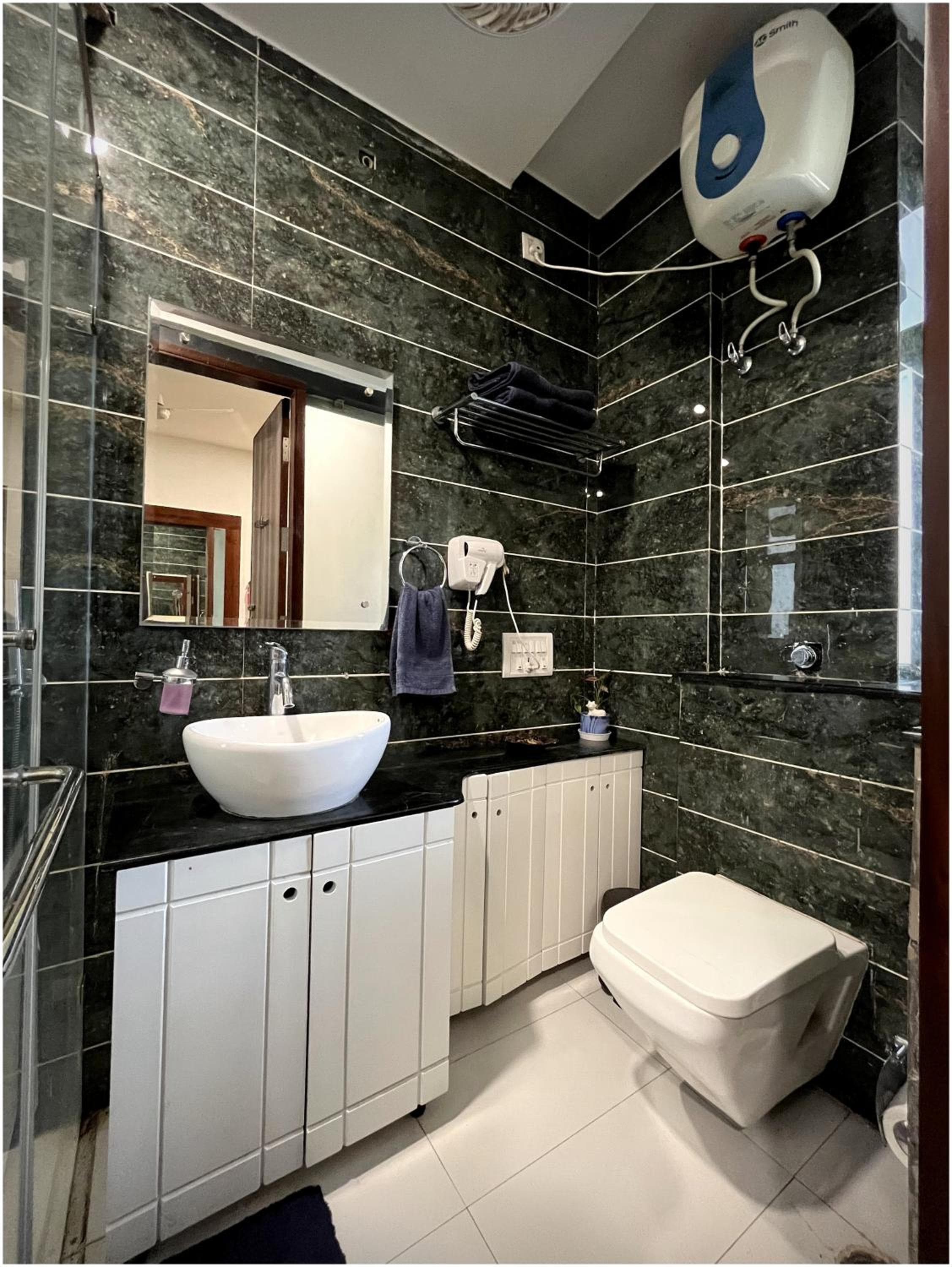 Luxurious 4BR Apartment In Tricity Panchkula By Especial Rentals