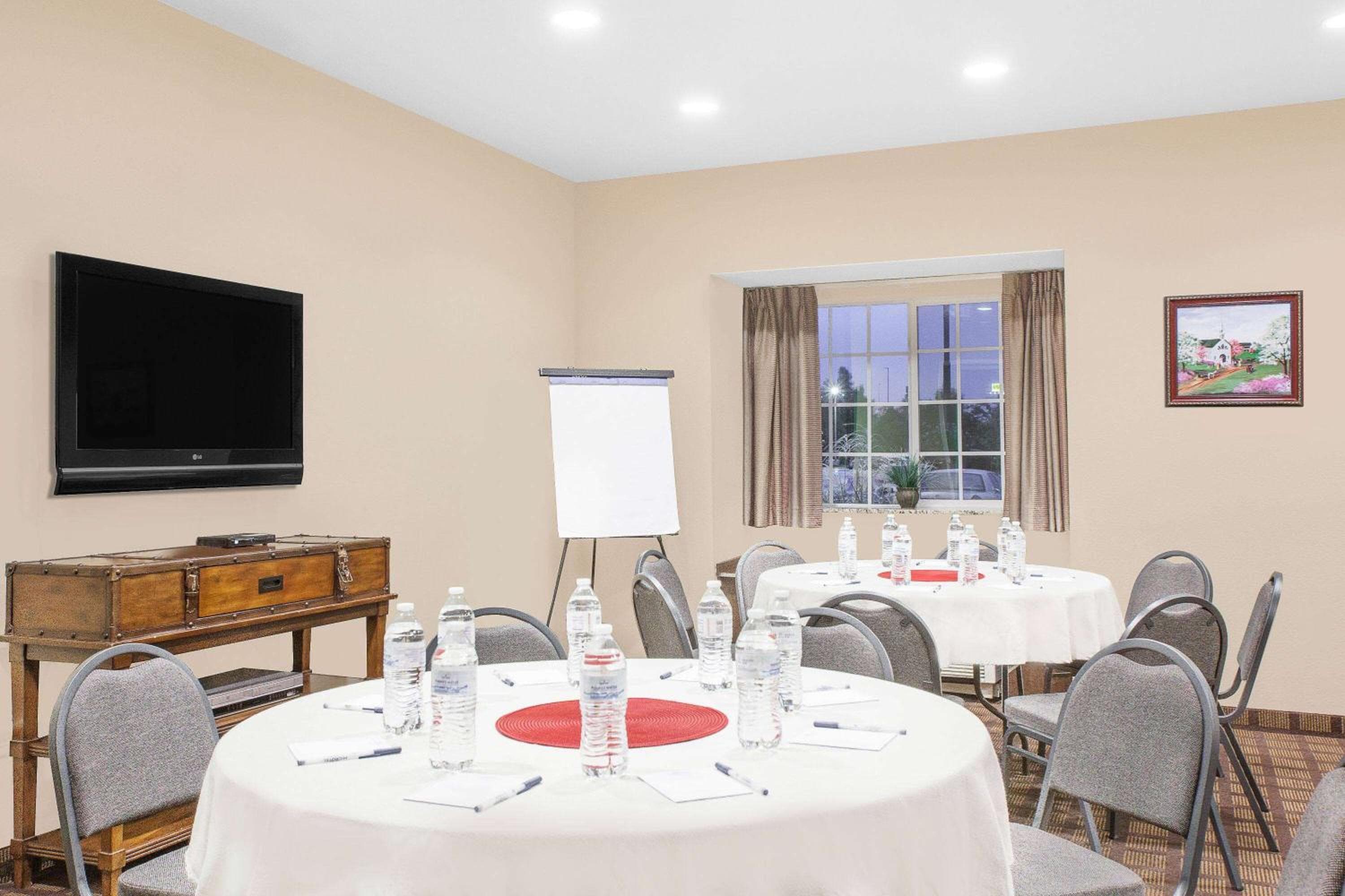 Microtel Inn & Suites By Wyndham Conway