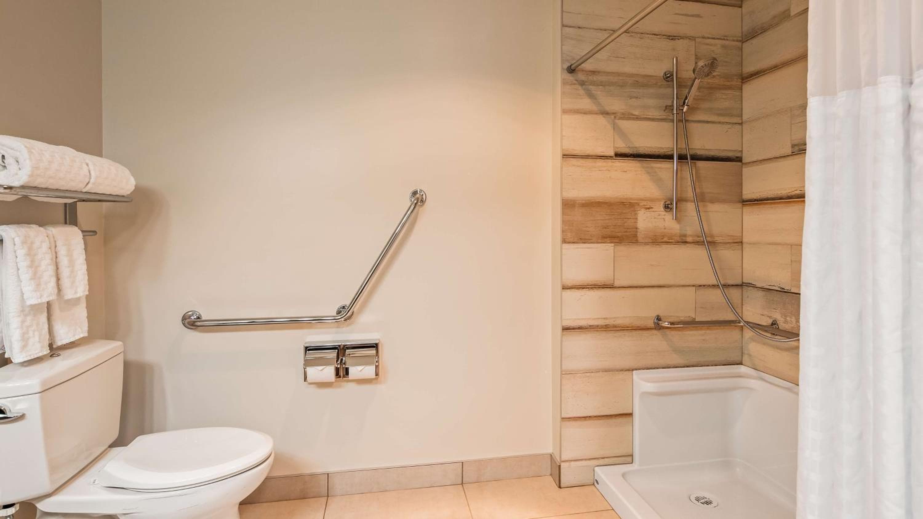 Best Western Plus Country Meadows Inn