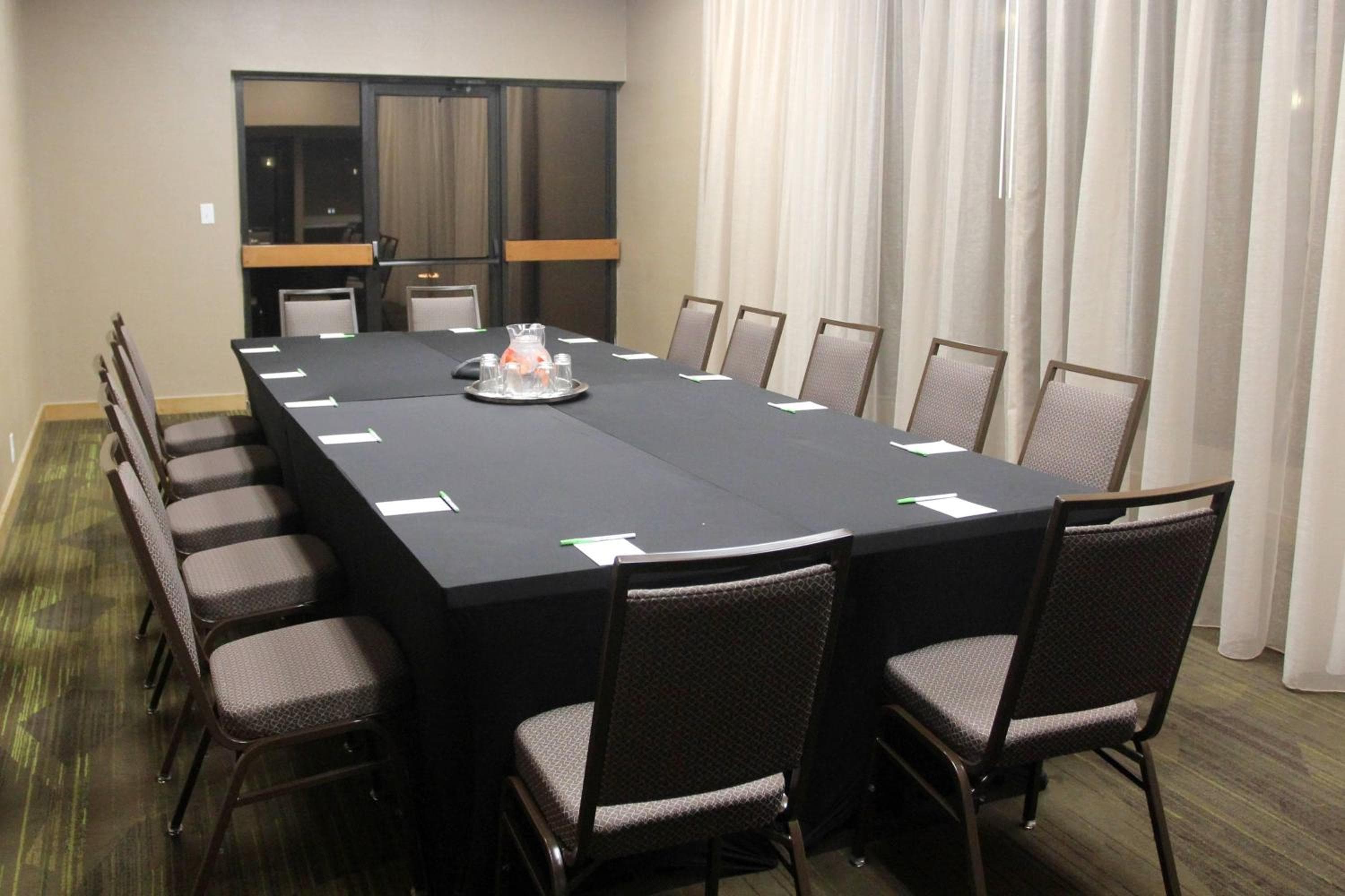 Courtyard by Marriott Atlanta Northlake