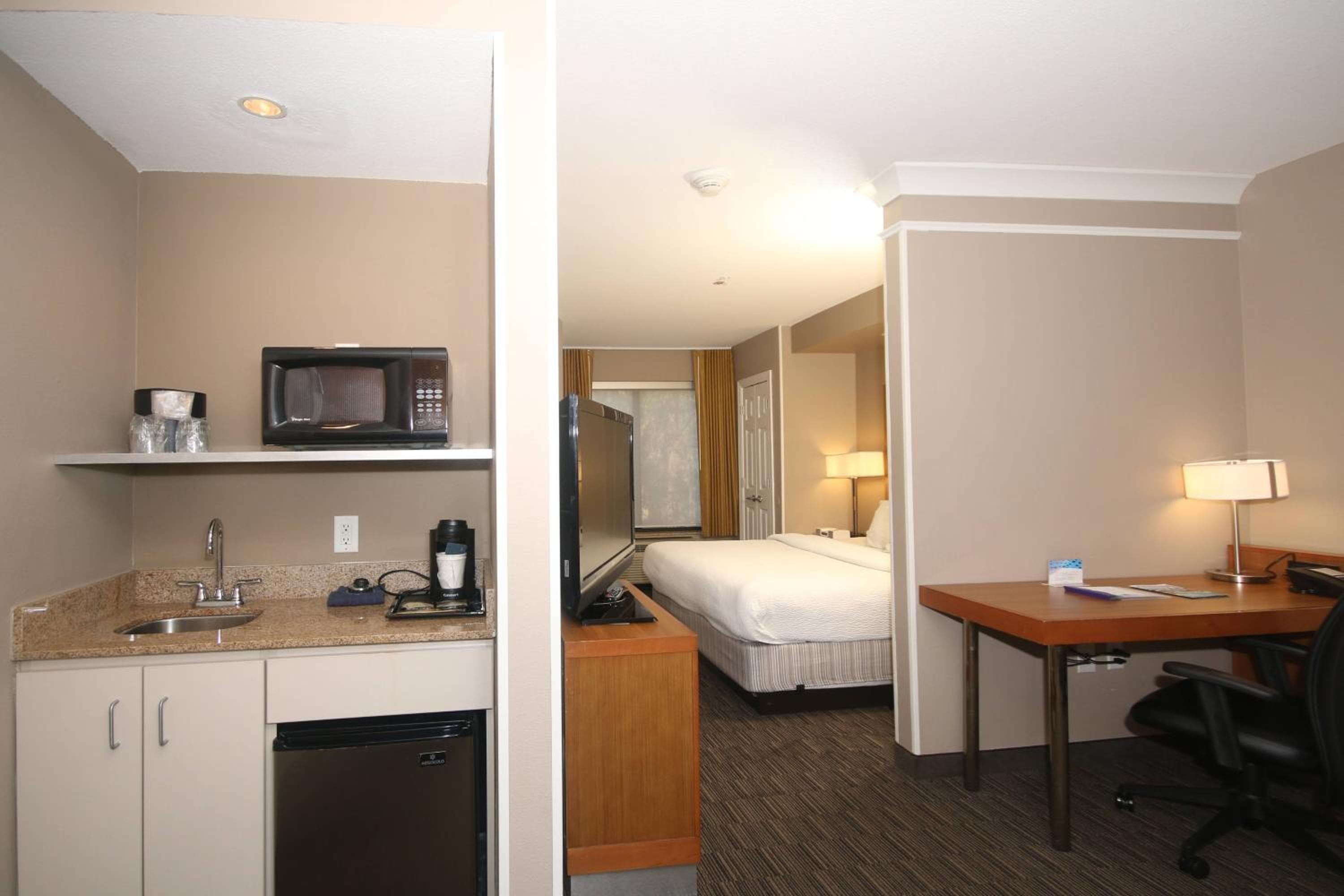 SpringHill Suites by Marriott Charleston North