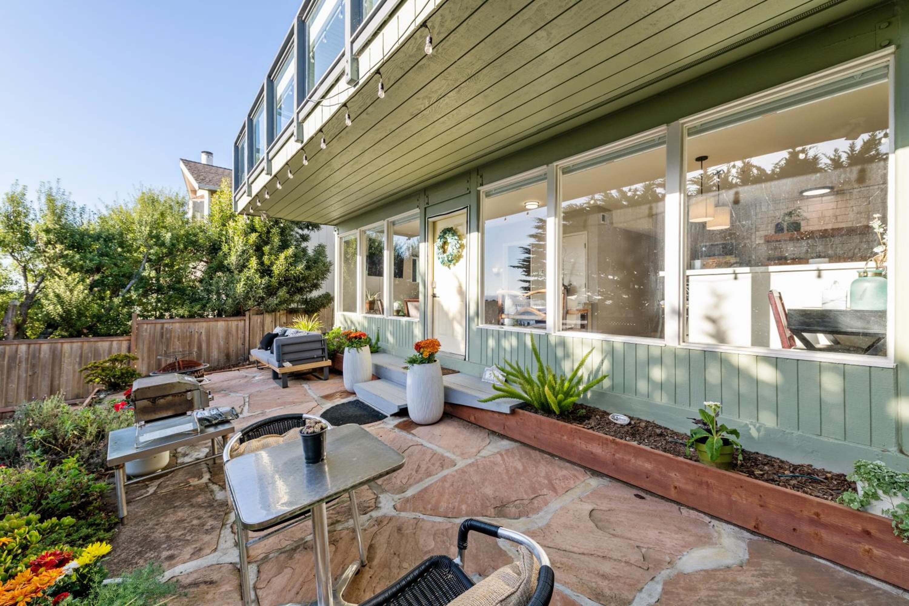 Luxury Spa Retreat Guest House with Ocean View