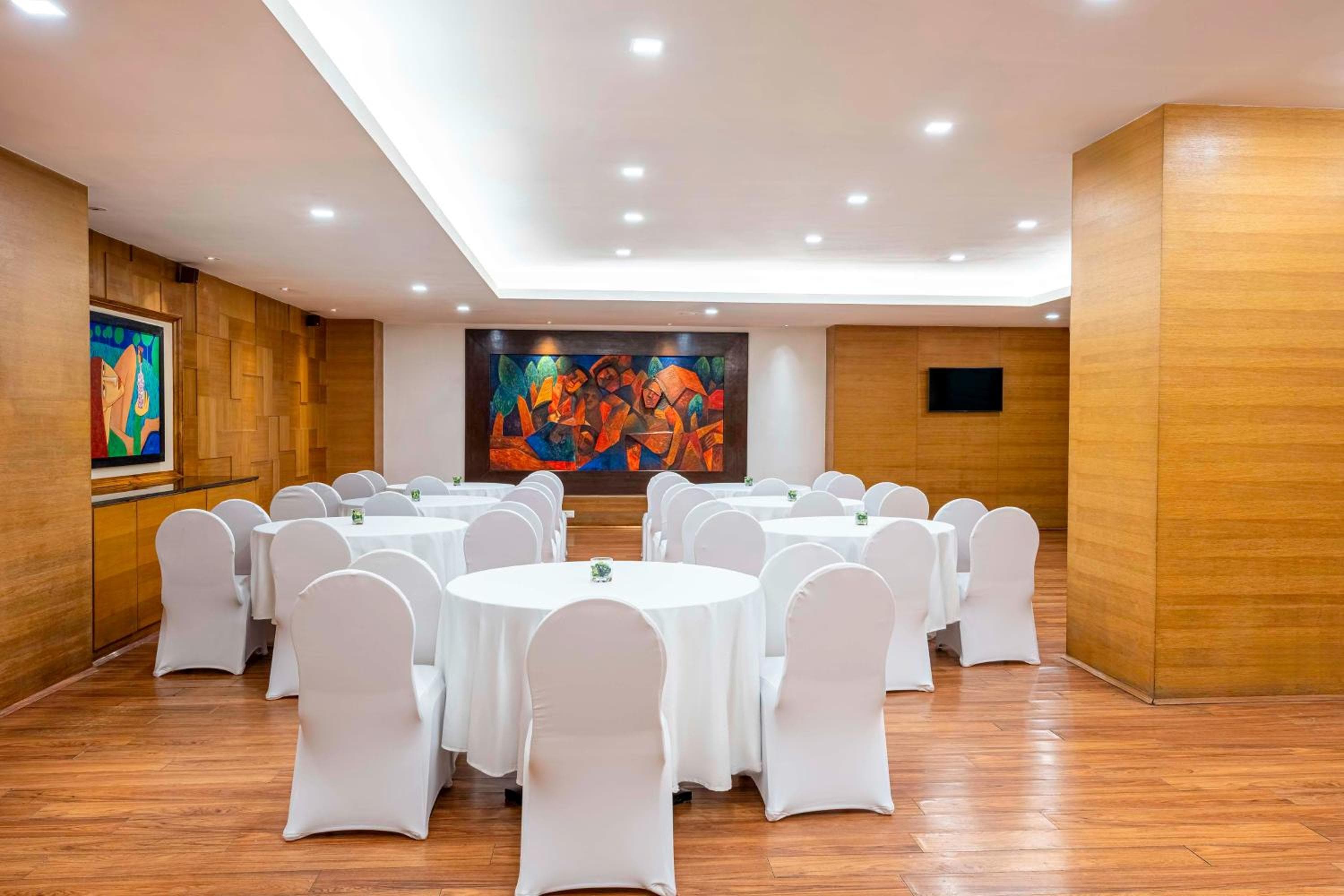 meeting & event spaces
