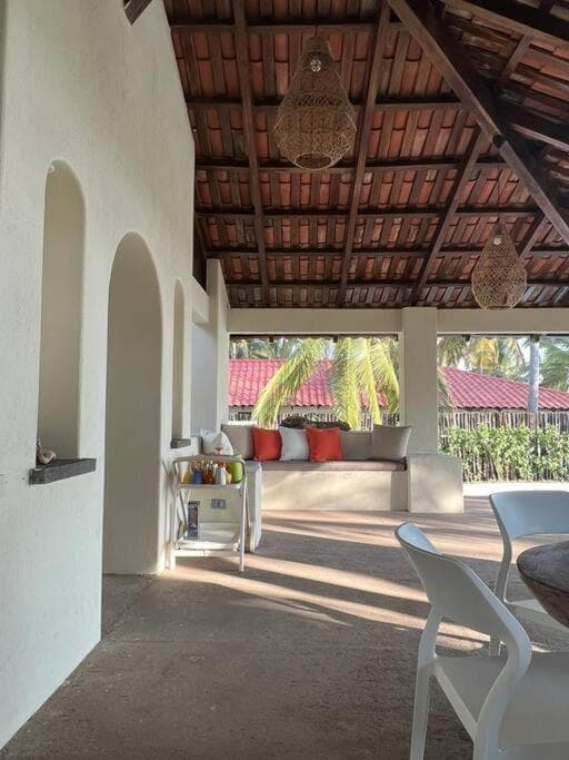 Villa San Juan, playa Costa Azul