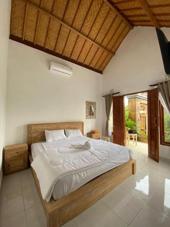 Teba Bakas House