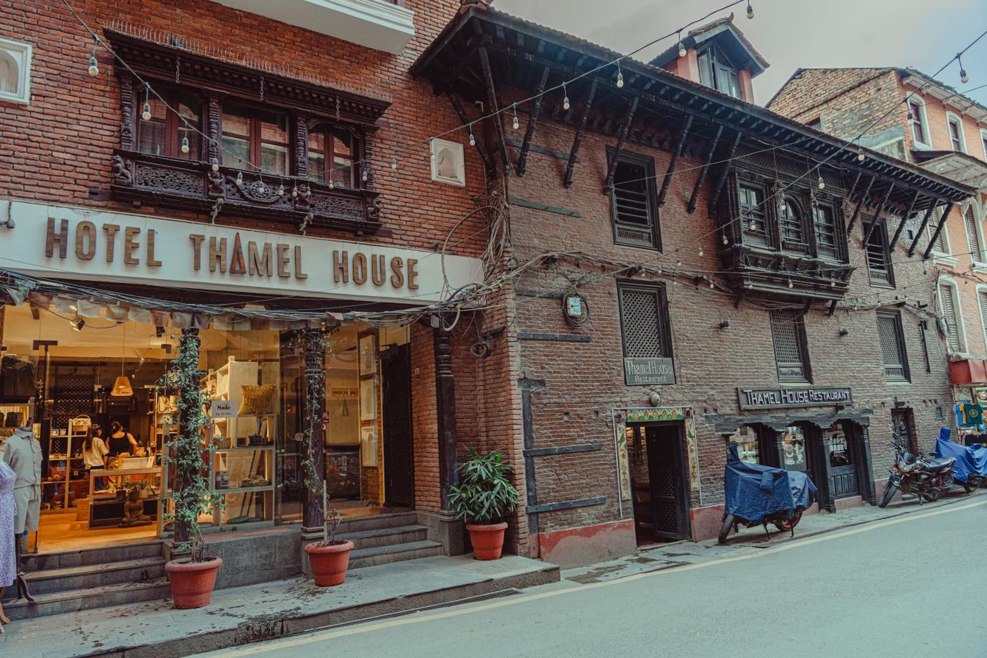 Hotel Thamel House - 6 km from Boudhanath Stupa, Kathmandu
