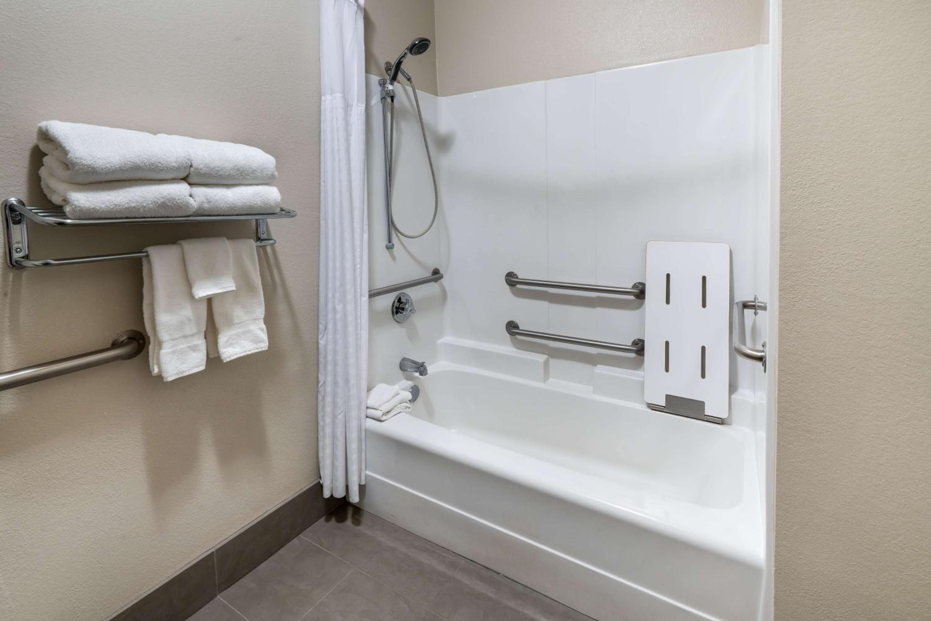 Best Western Plus Kalispell/Glacier Park West Hotel & Suites