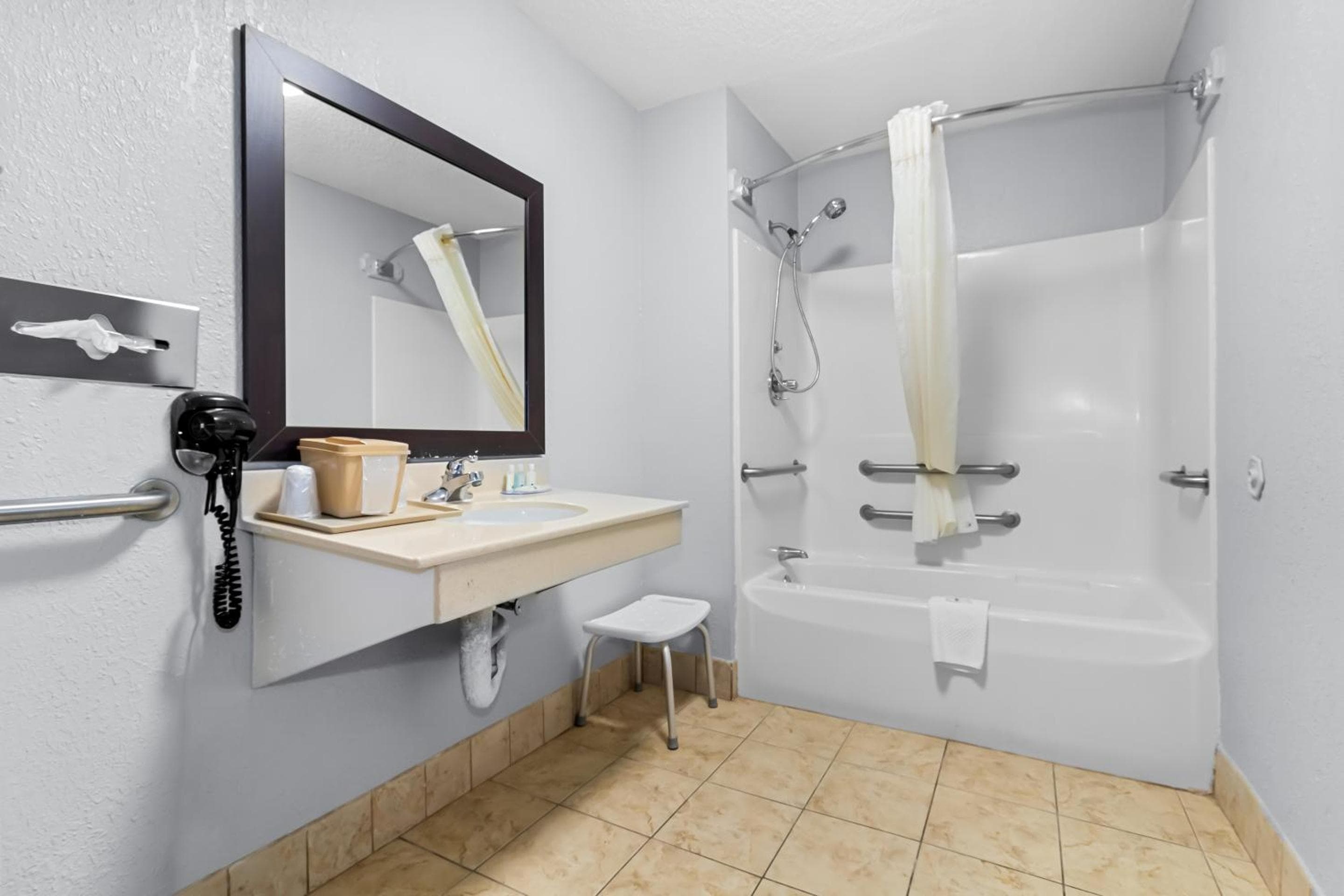Quality Inn & Suites Florence Civic Center