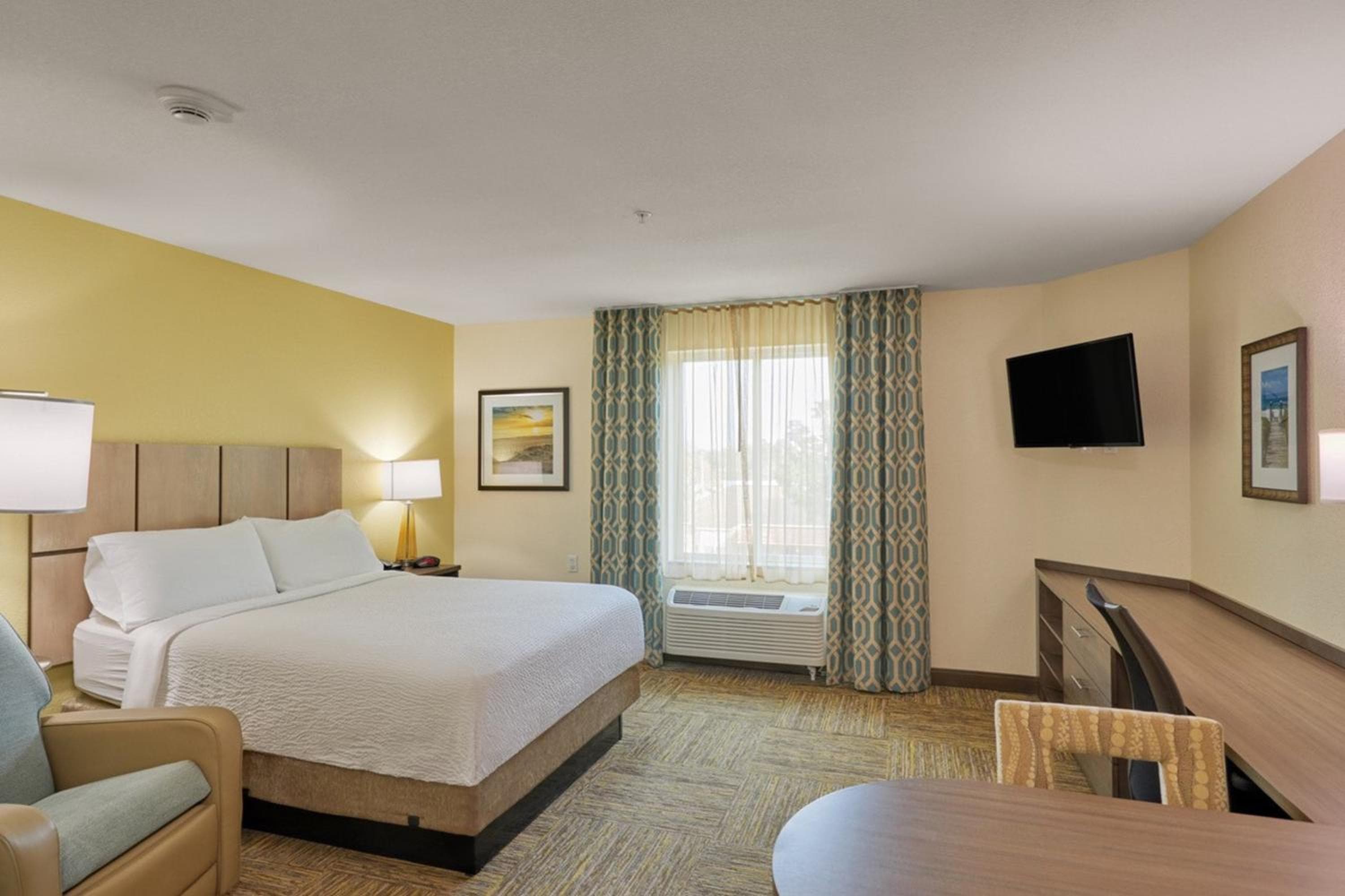 Candlewood Suites - Panama City Beach Pier Park by IHG