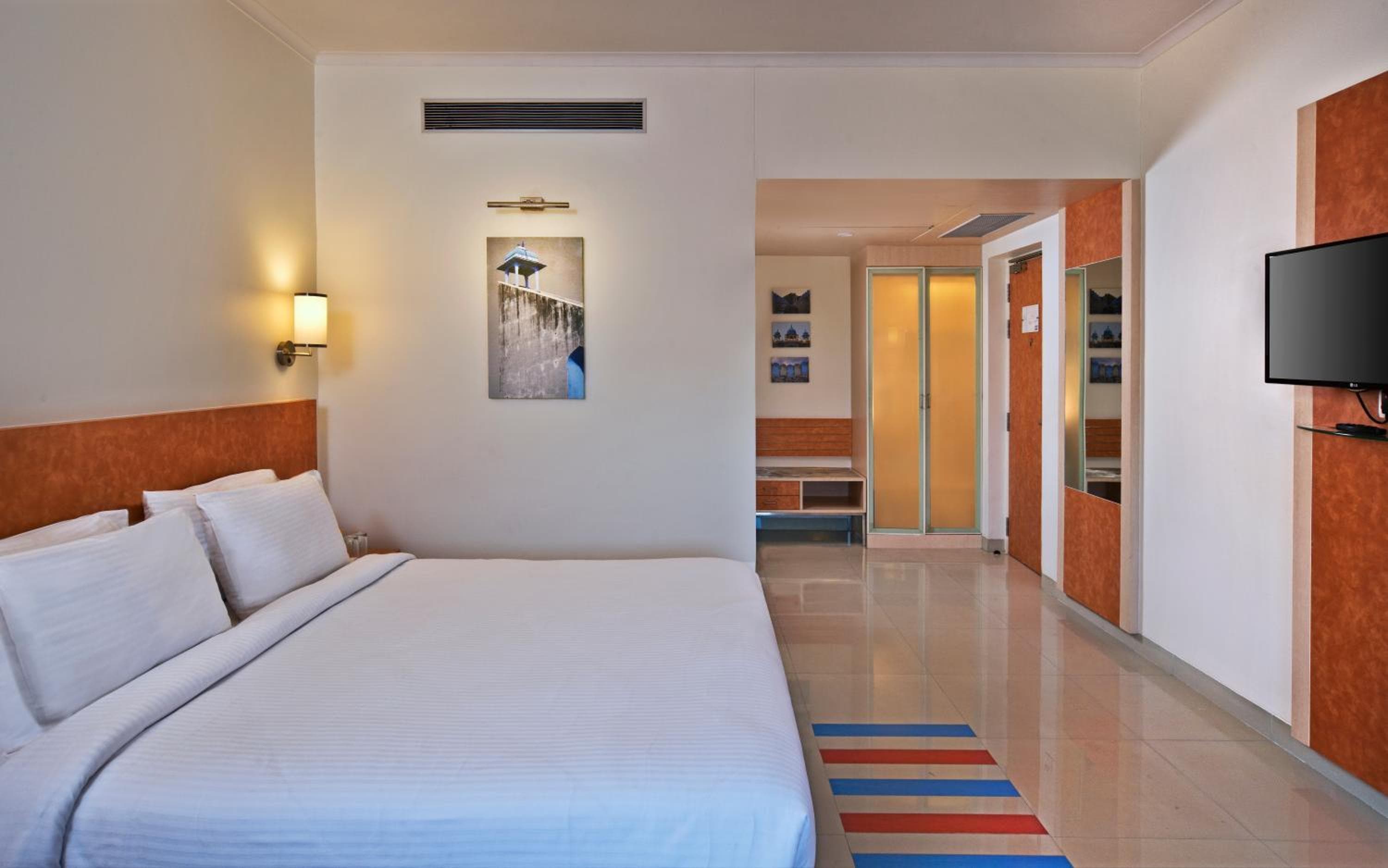 Nirwana Hometel Jaipur- A Sarovar Hotel