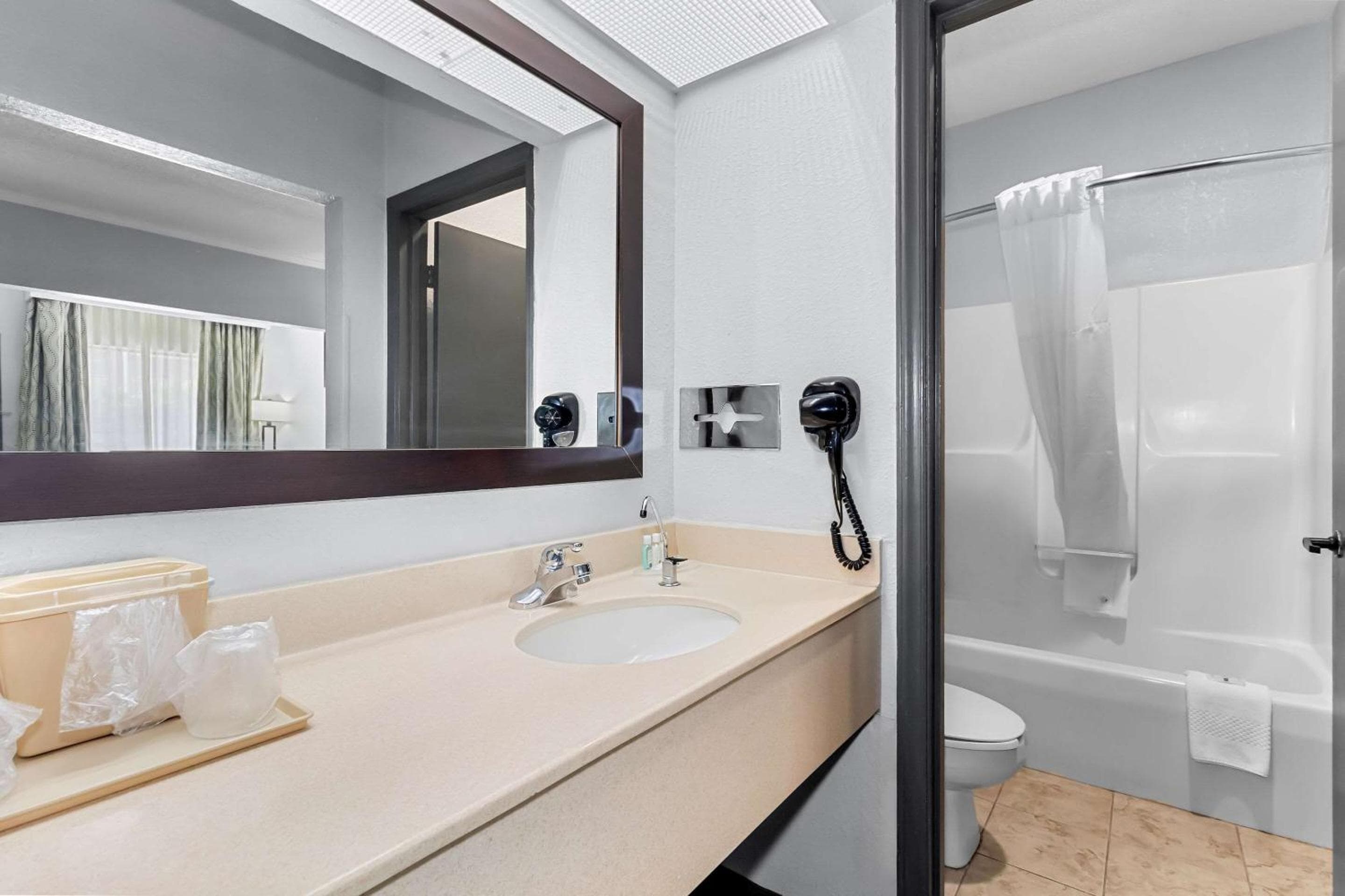 Quality Inn & Suites Florence Civic Center