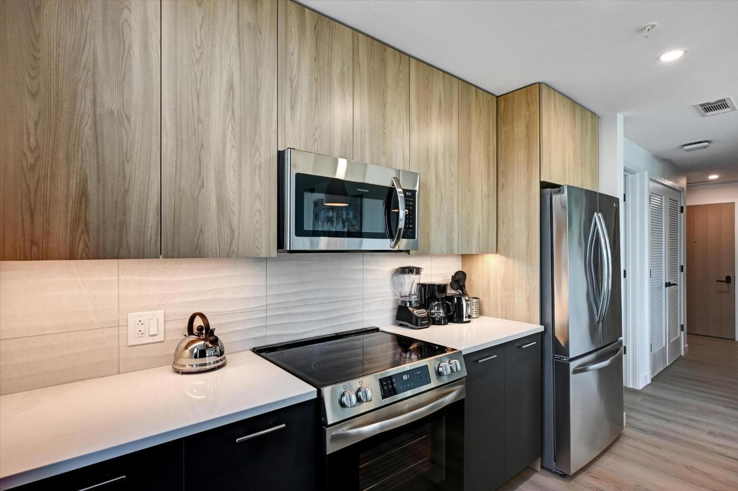 Global Luxury Suites at Town Center