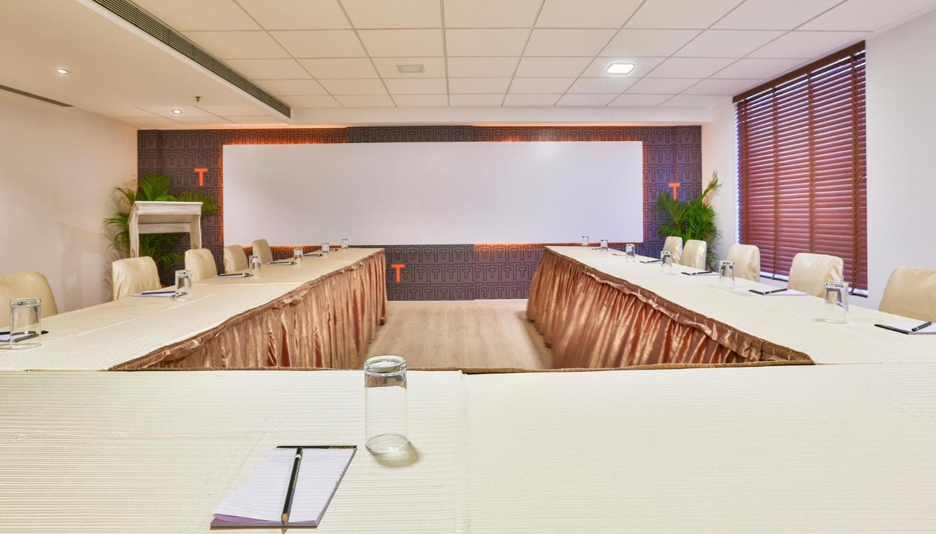 T24 Residency Mumbai International Airport Hotel