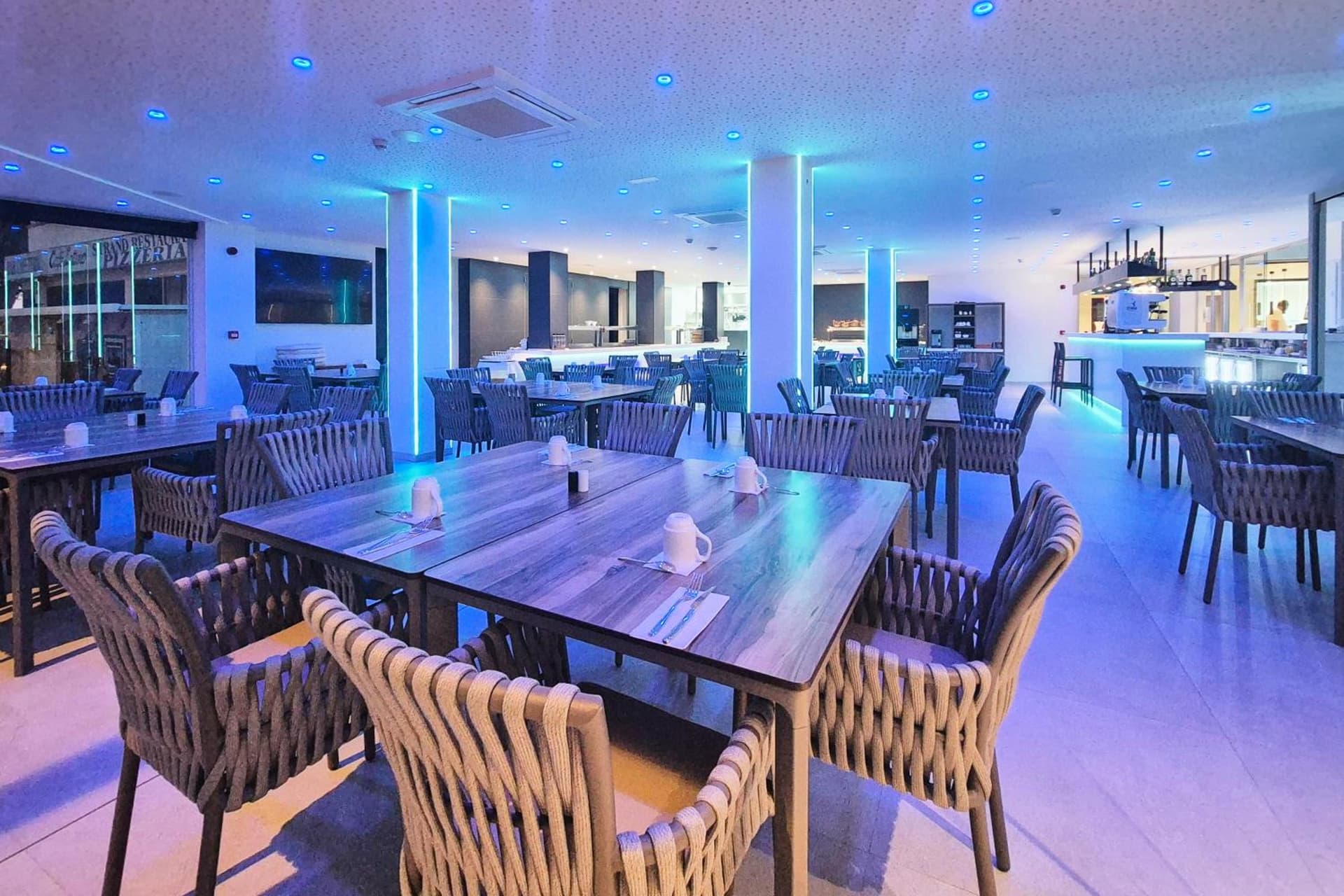 Apartamentos Ponent