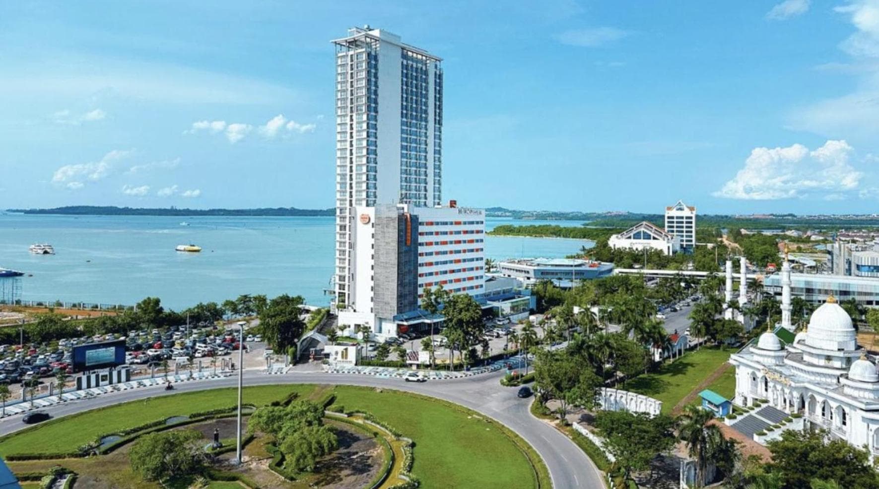 Stunning 3BR Apartment at One Residence