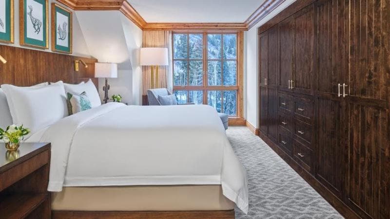 Luxury 2 Bedroom Residence At The St Regis Residence Club In Downtown Aspen