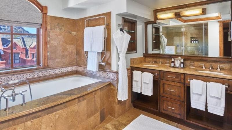 Luxury 2 Bedroom Residence At The St Regis Residence Club In Downtown Aspen