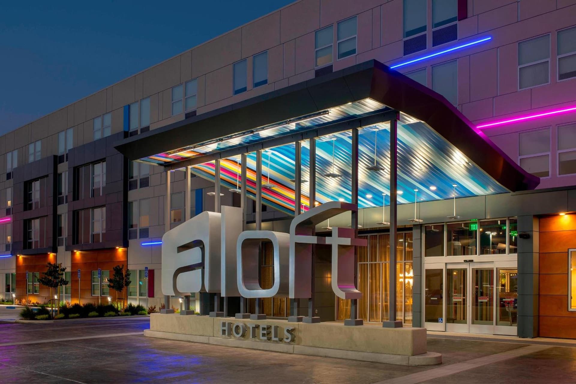 Aloft by Marriott Nashville Airport