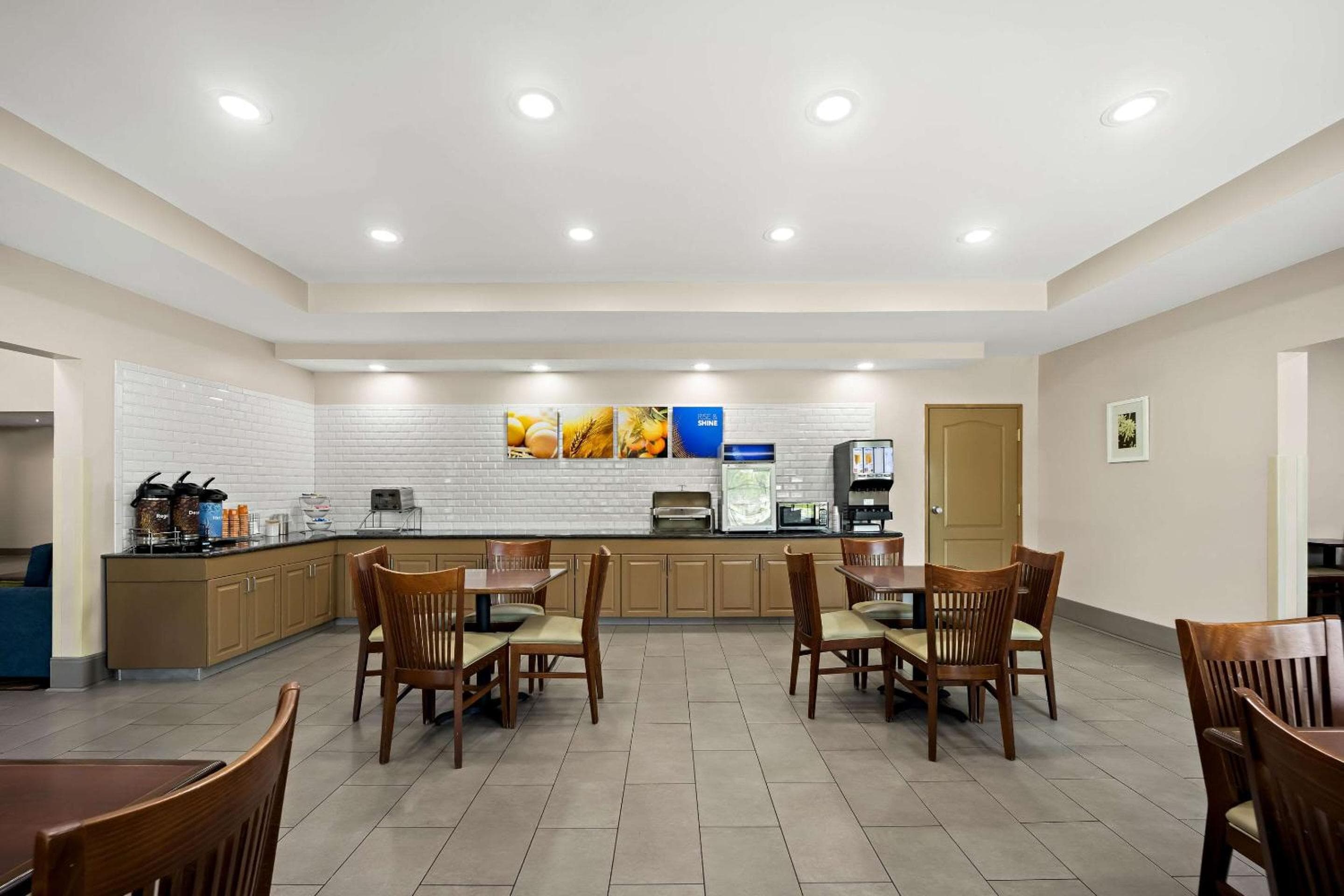 Comfort Inn & Suites High Point - Archdale