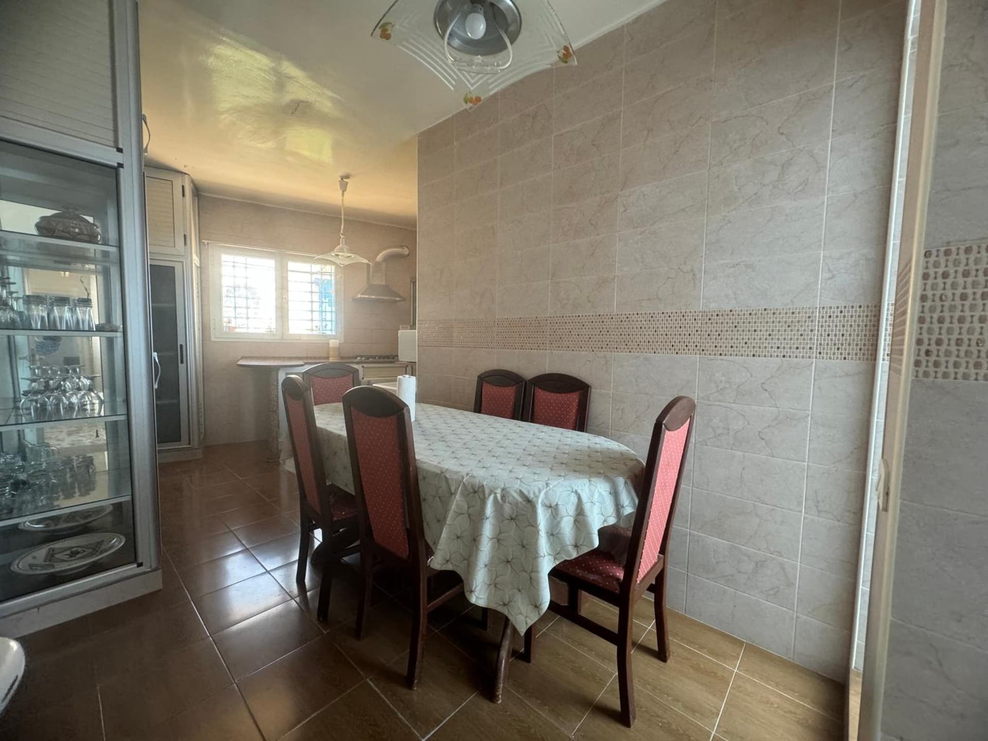 Sunny and Spacious flat