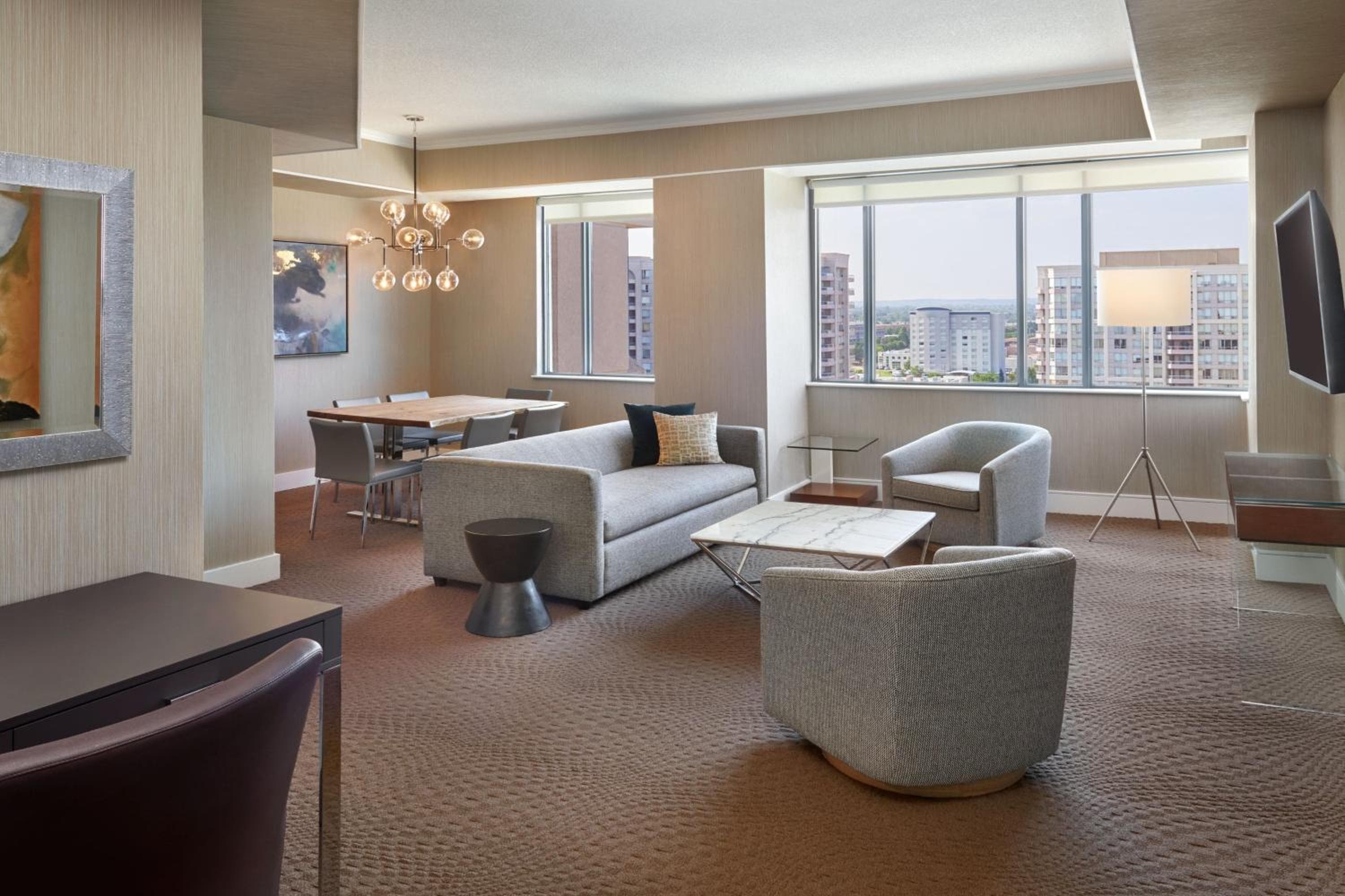 Sheraton Parkway Toronto North Hotel & Suites
