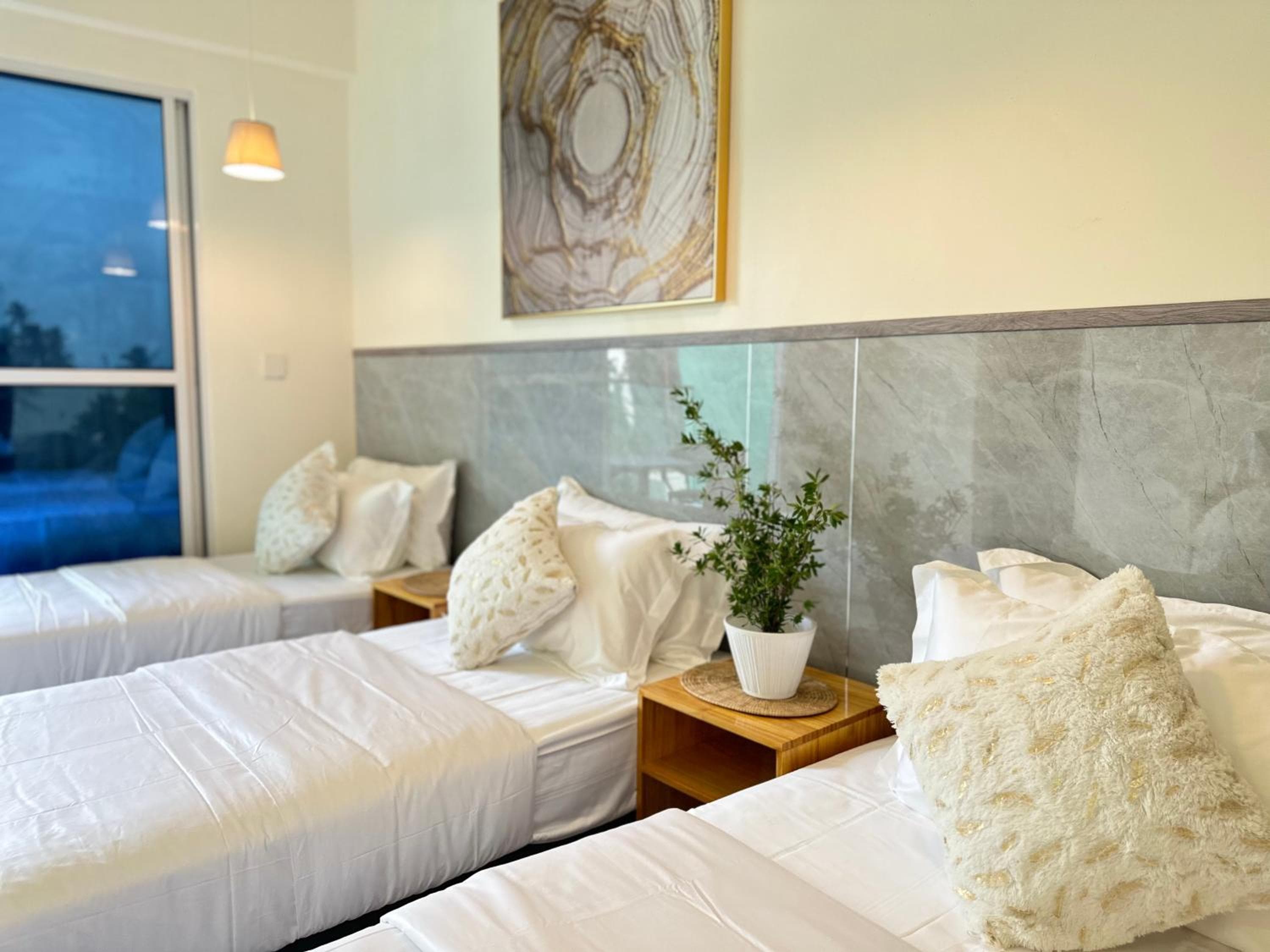 YUVi Blue Guesthouse at Himmafushi