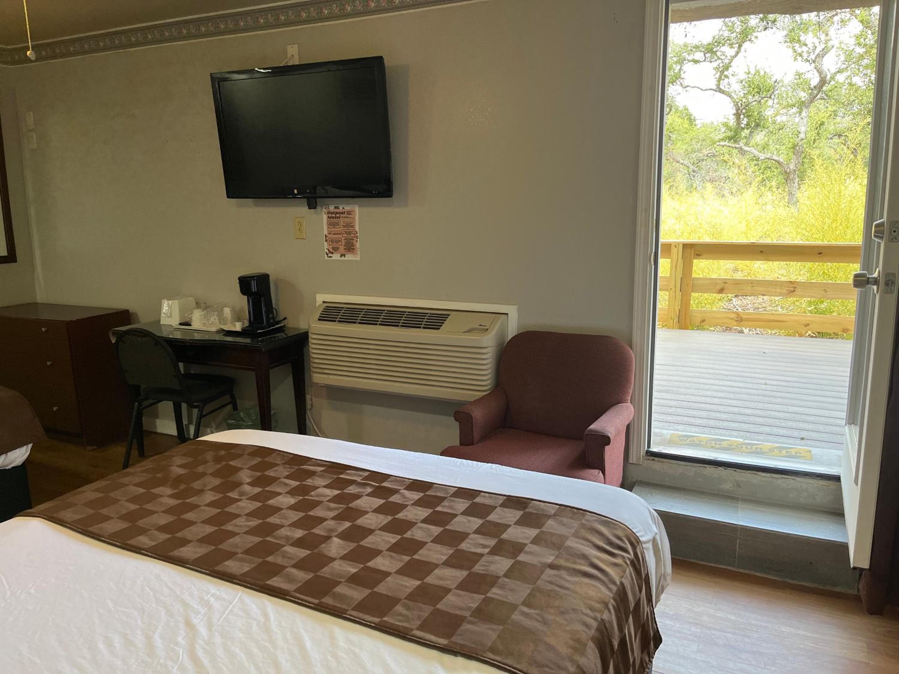 Outpost Motel