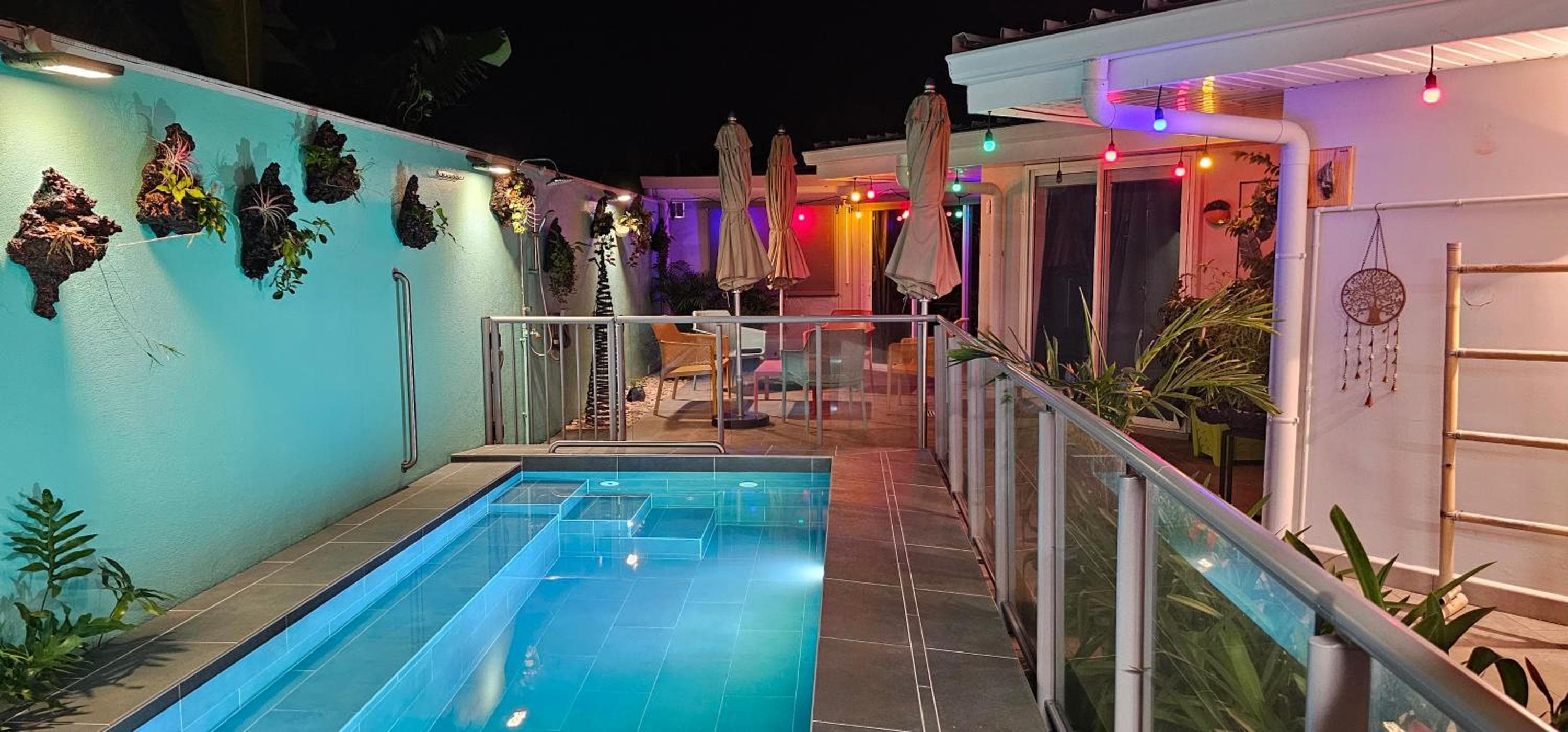Tiare Pool Lodge