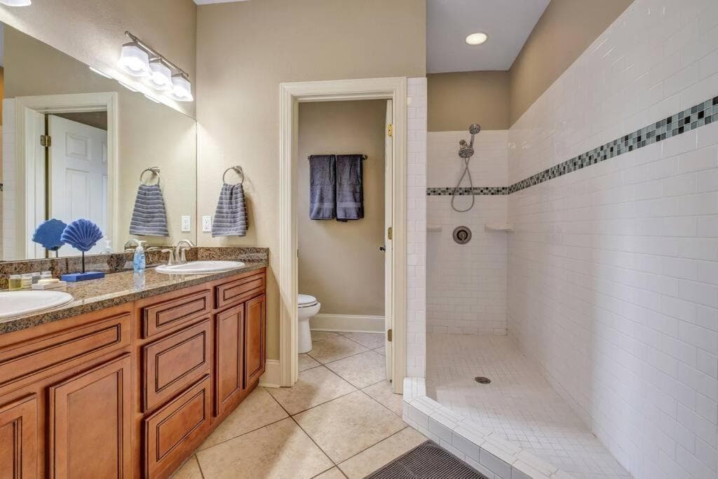 The Midtown Dream, Close to Downtown Pets Welcome