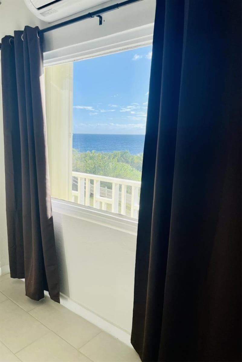 Casa Bella - wake up to Caribbean Sea Views