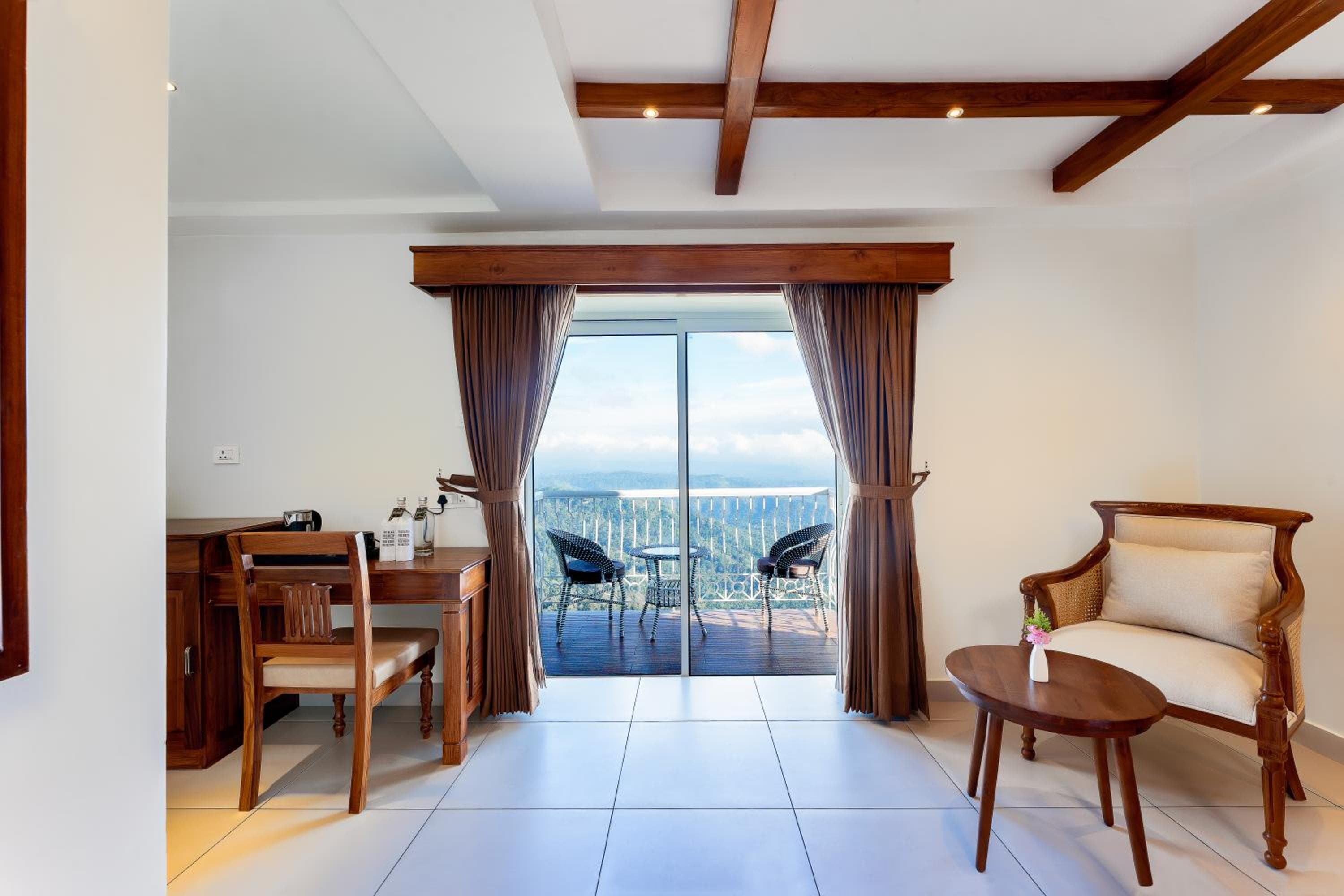 Le Montfort Resort