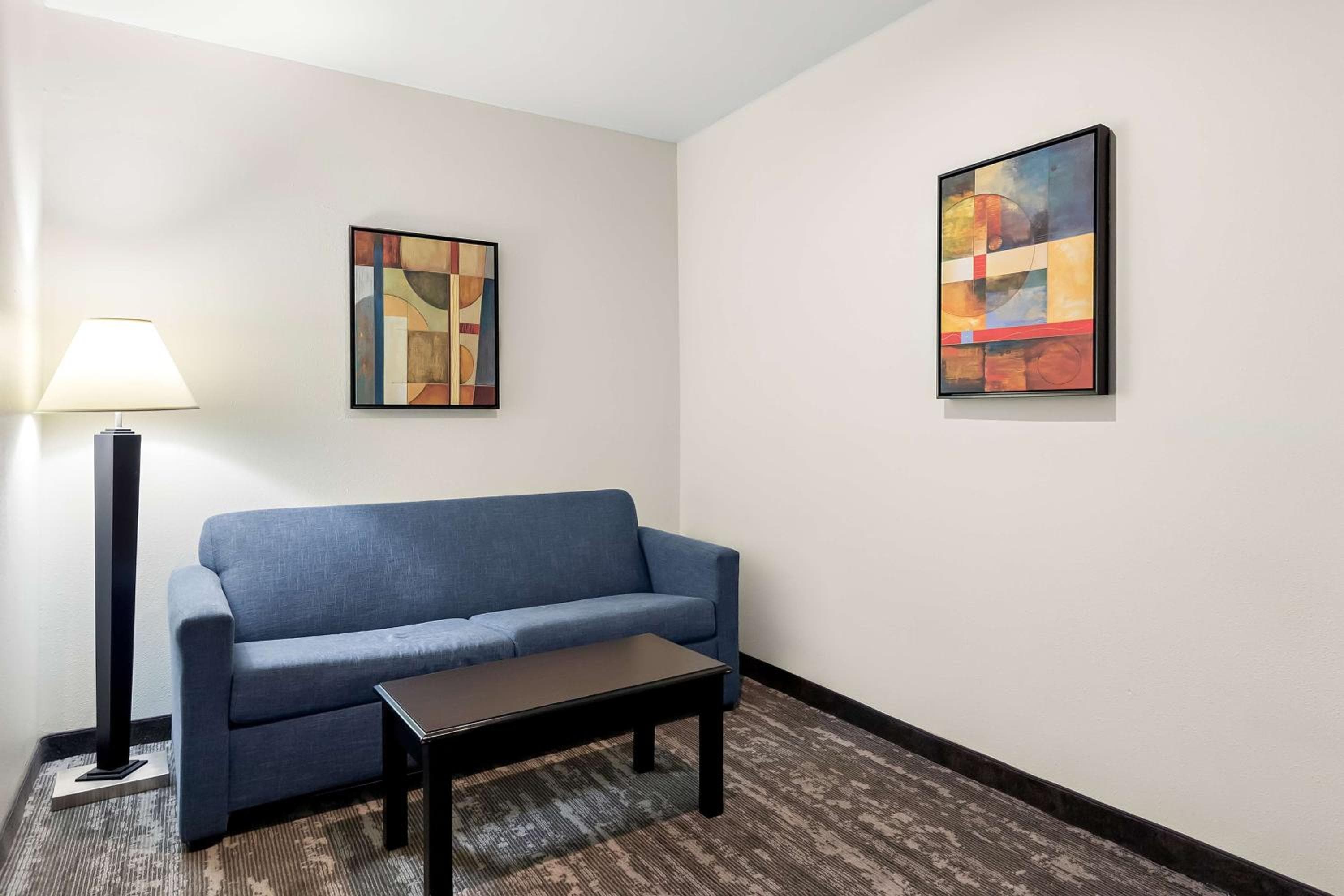 Best Western Saluki Inn