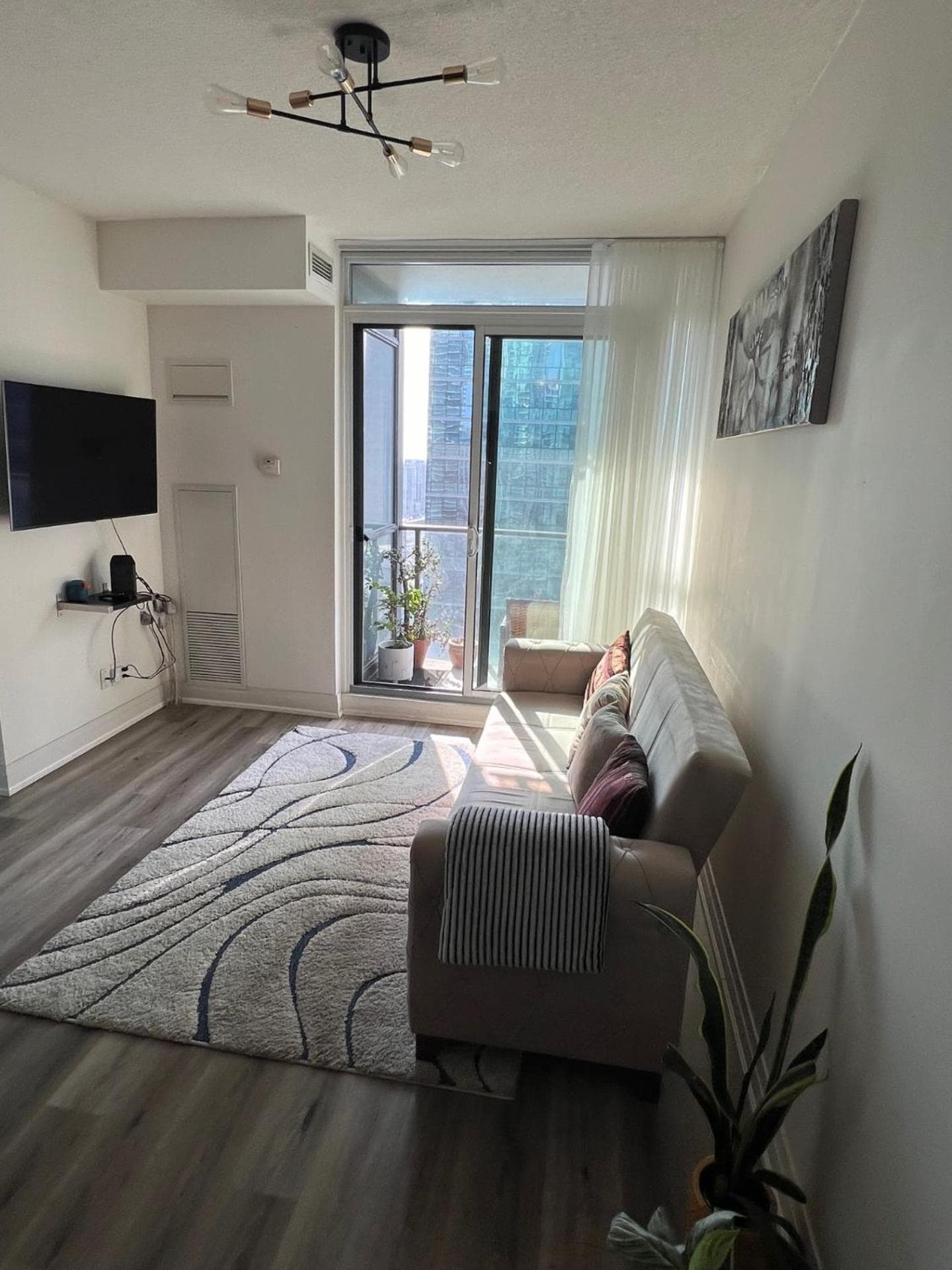 Prestigious 2-Bdrm Condo - across from Scotiabank Arena