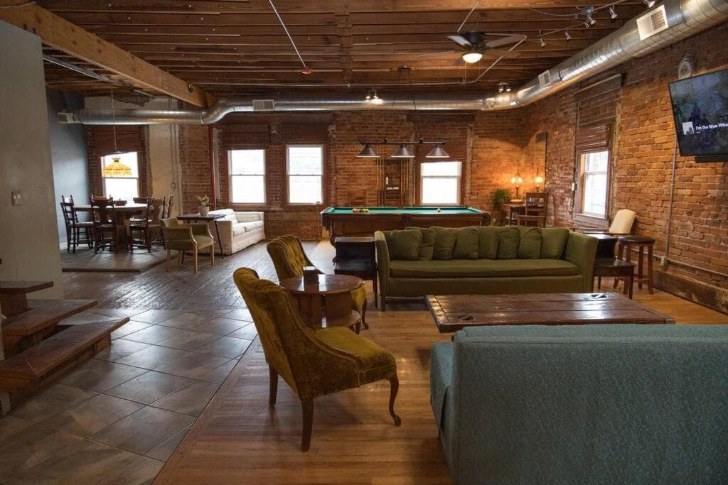 lounge