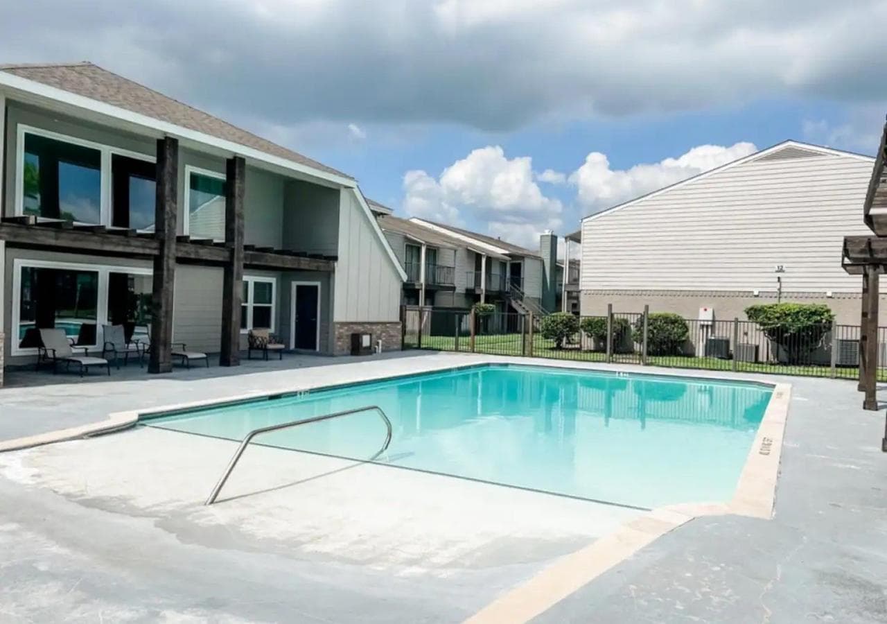 Charming 1BR Getaway - Private, Pet Friendly, TV