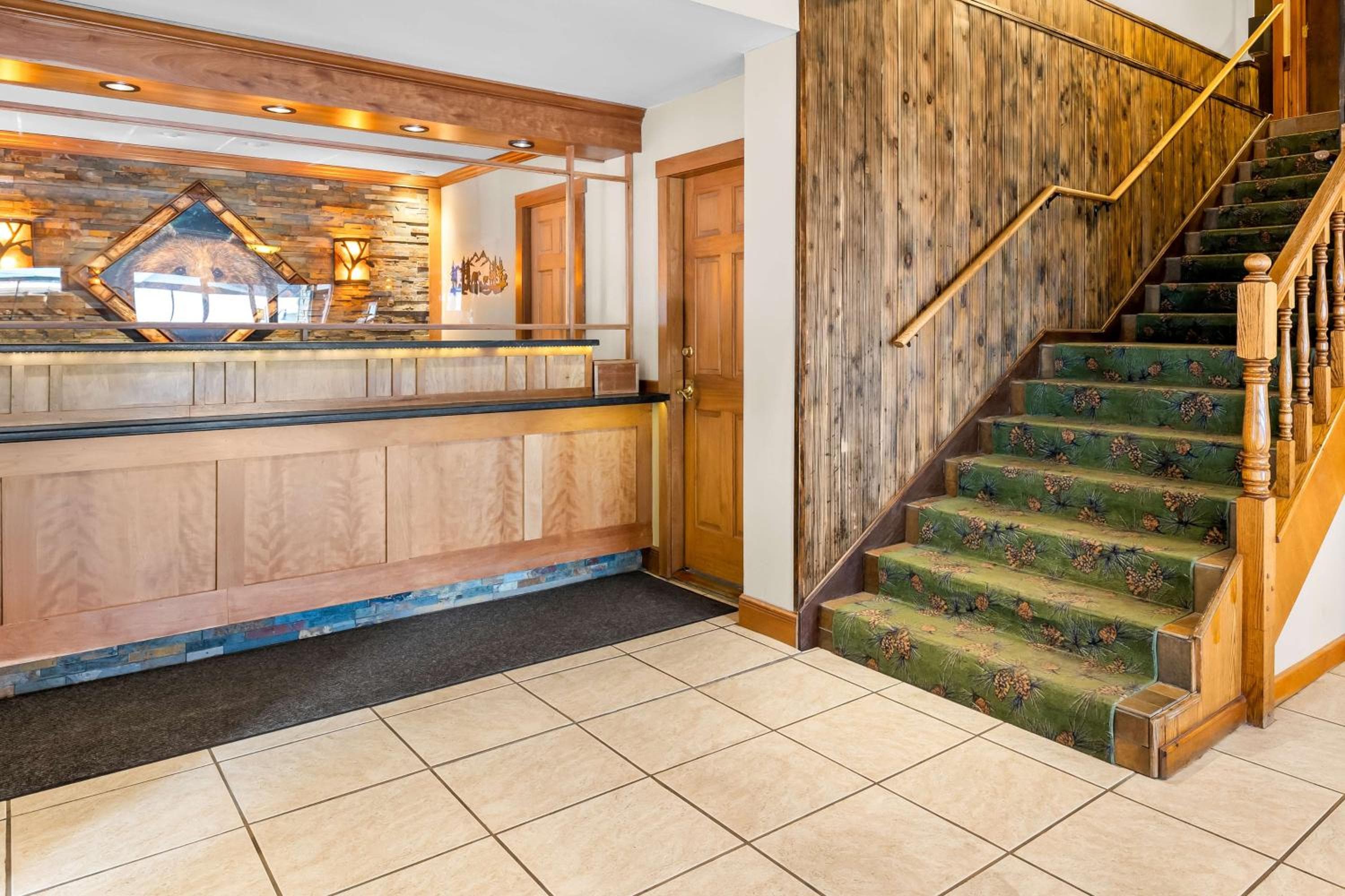 Best Western Adirondack Inn