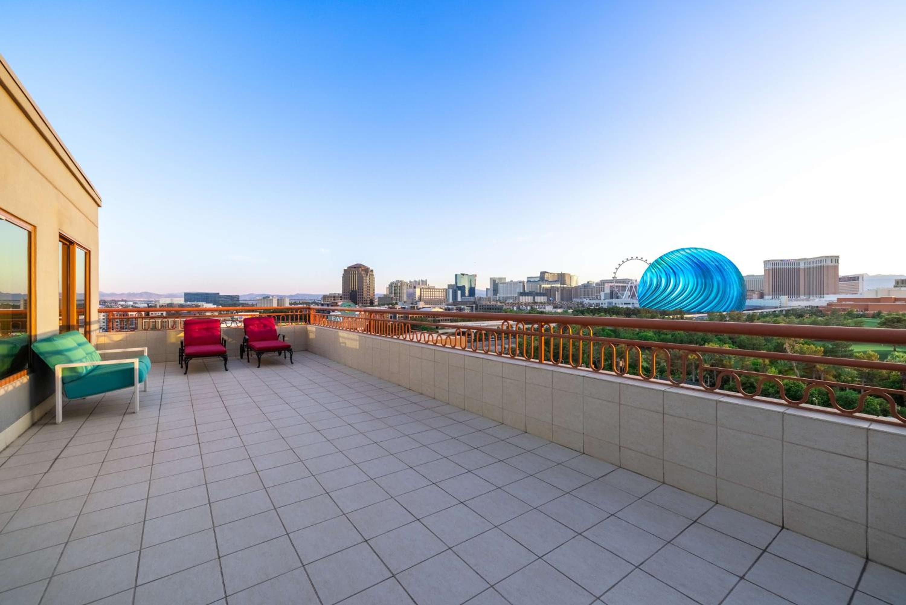 Embassy Suites by Hilton Convention Center Las Vegas