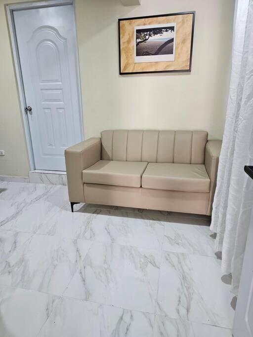 hermoso aparta estudio a 10 minutos del centro