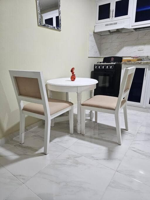 hermoso aparta estudio a 10 minutos del centro