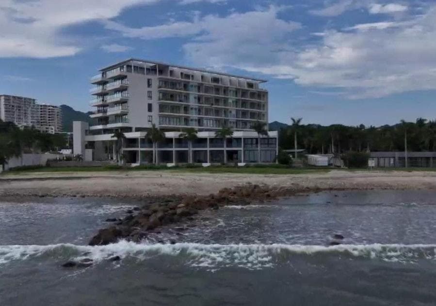 Beachfront|Pool|Gym Beautiful Studio Zantamar 303D