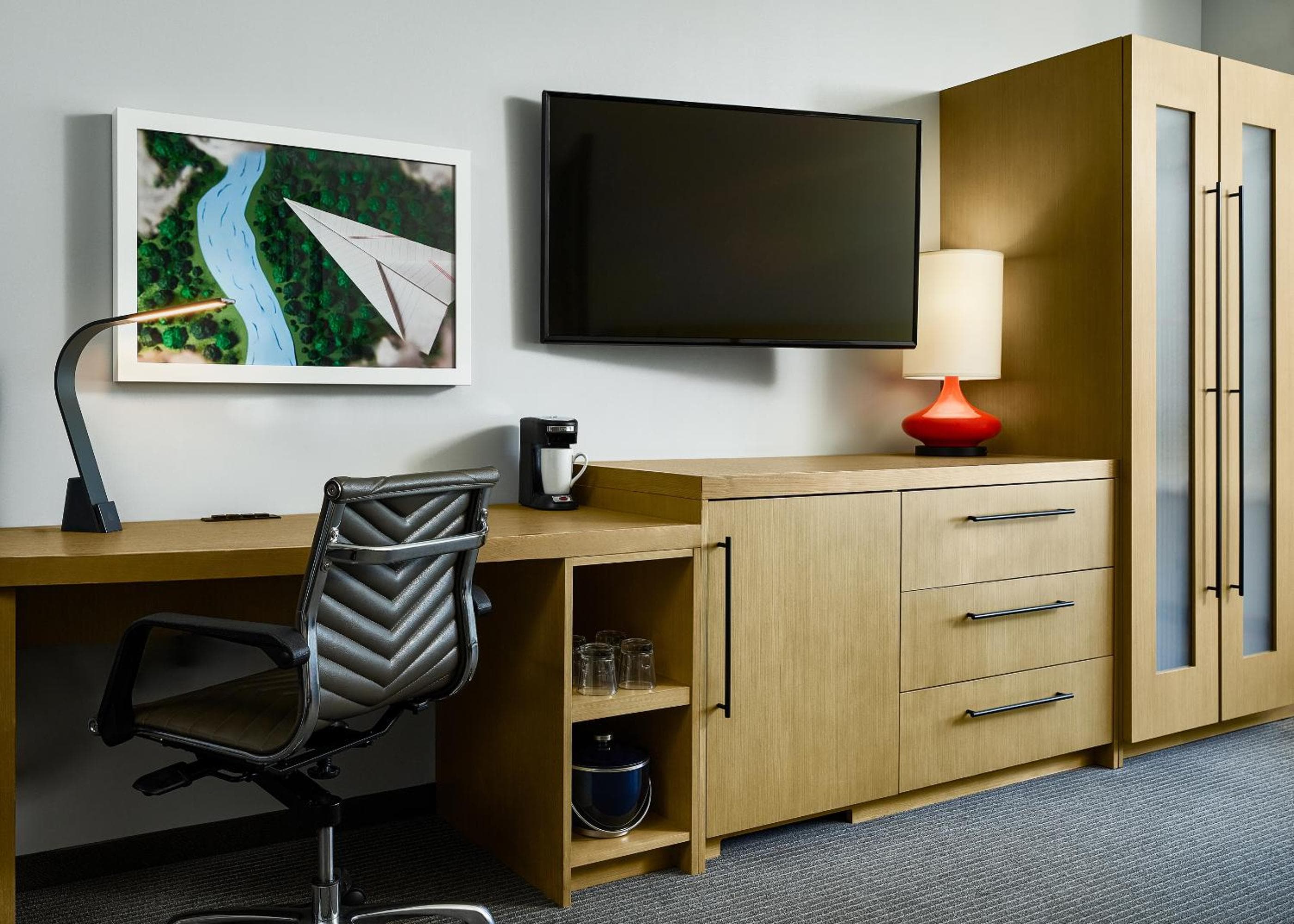 Hyatt Place Pena Station/Denver Airport